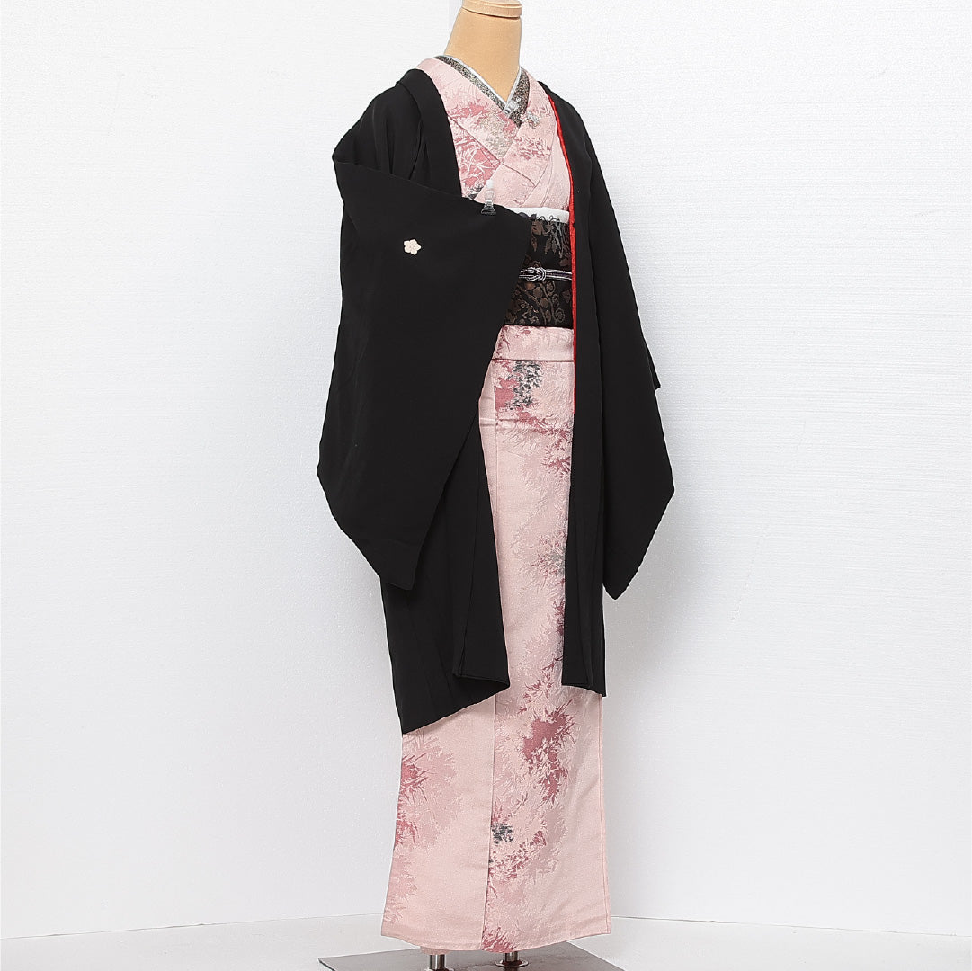 アンティーク 黒羽織 袷 身丈99cm 裄丈62cm Aランク 正絹 Sサイズ 三つ紋（桔梗） 無地 上品 厳か 黒系 1217-13788