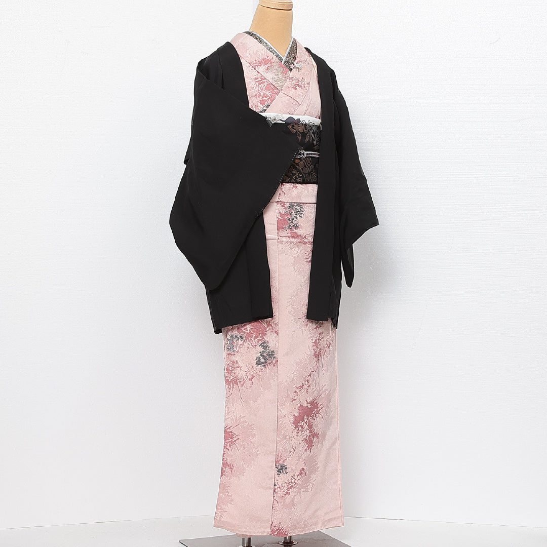 黒羽織 袷 身丈79cm 裄丈63cm 正絹 Aランク 一つ紋 (丸に蔦) セミフォーマル Sサイズ 漆糸 雲取り 黒系 HP 1233-13780