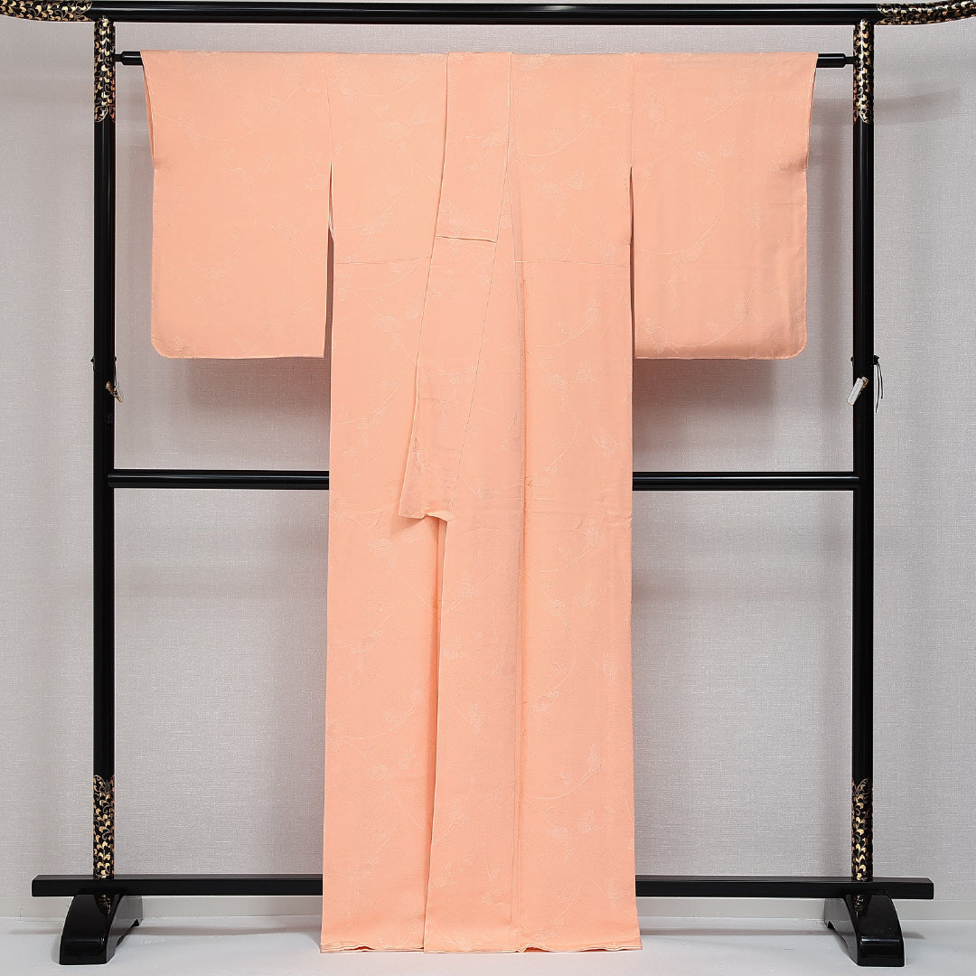 色無地 袷 身丈164cm 裄丈63cm 正絹 Sランク 一つ紋 (中印蔦) セミフォーマル 広衿 Lサイズ ピンク系 RP 1219-14374