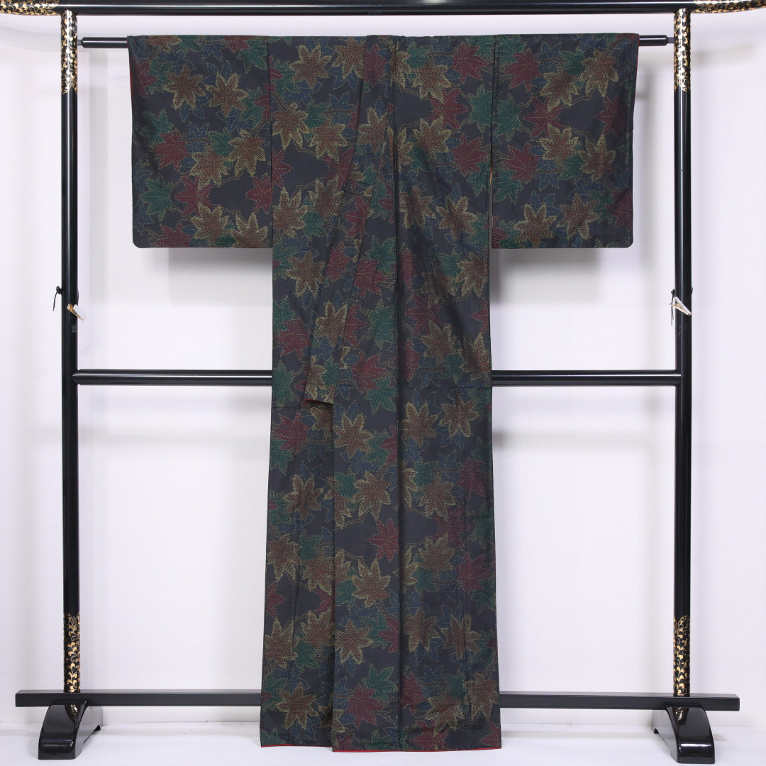 大島紬 袷 身丈161cm 裄丈63cm 正絹 Sランク インフォーマル バチ衿 Lサイズ 紅葉 黒系 M4 1223-11465