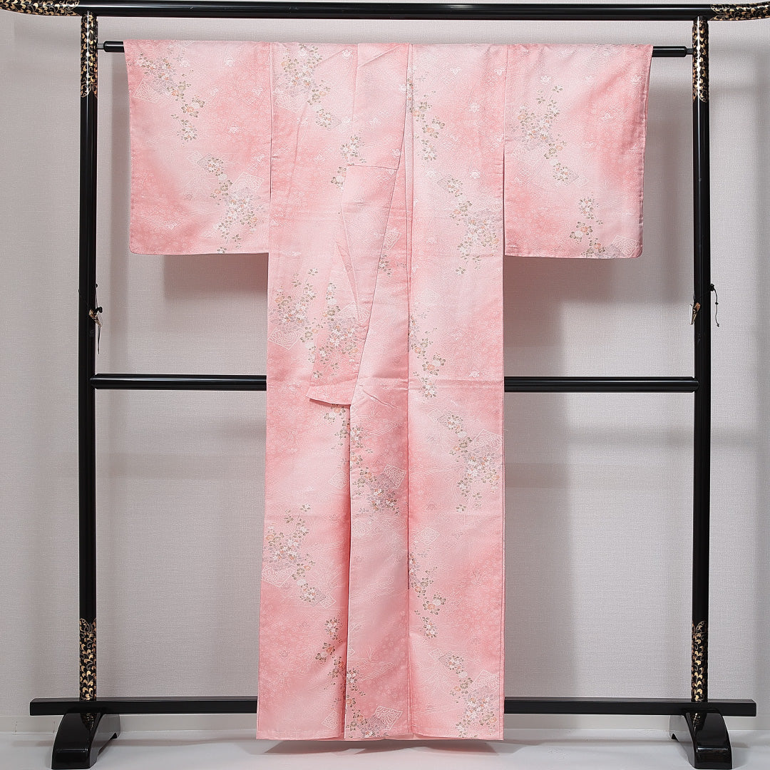小紋 洗える着物 袷 身丈158cm 裄丈63cm ポリエステル Sランク Mサイズ 広衿 インフォーマル 流水 花柄 ピンク系 1215-15006