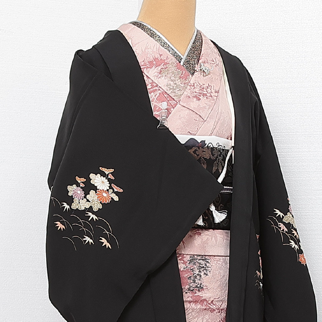 黒羽織 袷 身丈78cm 裄丈63cm 正絹 Aランク インフォーマル Sサイズ 紐あり 花柄 黒系 HP 1233-13889