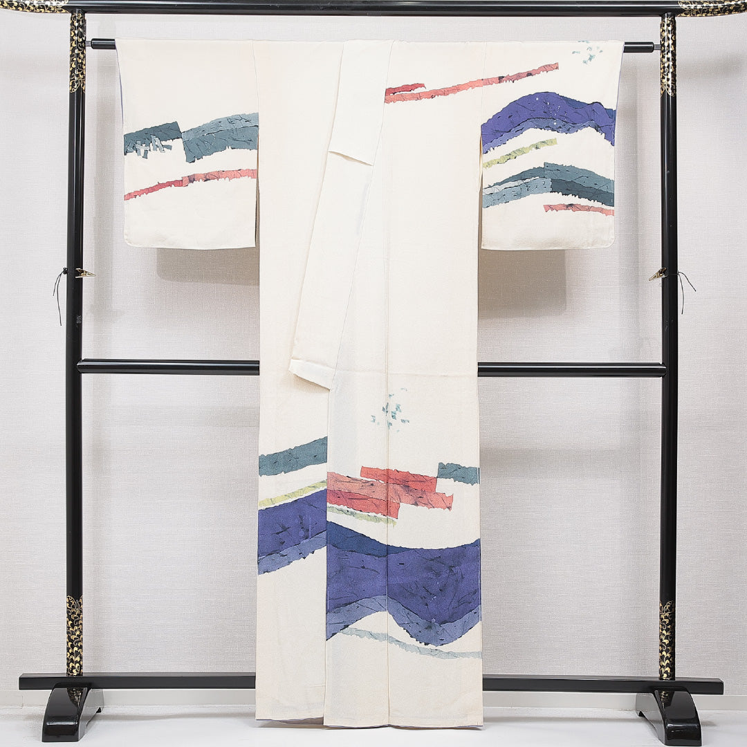 付下げ 袷 身丈162cm 裄丈63cm 正絹 Cランク Lサイズ 広衿 インフォーマル 創作柄 落款 クリーム系 1261-15659