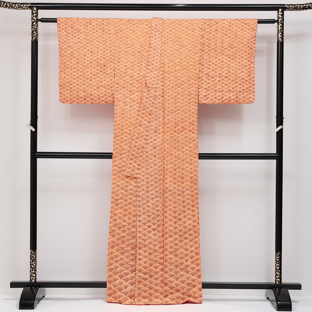 洗える着物 小紋 袷 身丈162cm 裄丈62cm ポリエステル Sランク インフォーマル バチ衿 Lサイズ 青海波 朱系 RP 1221-14405