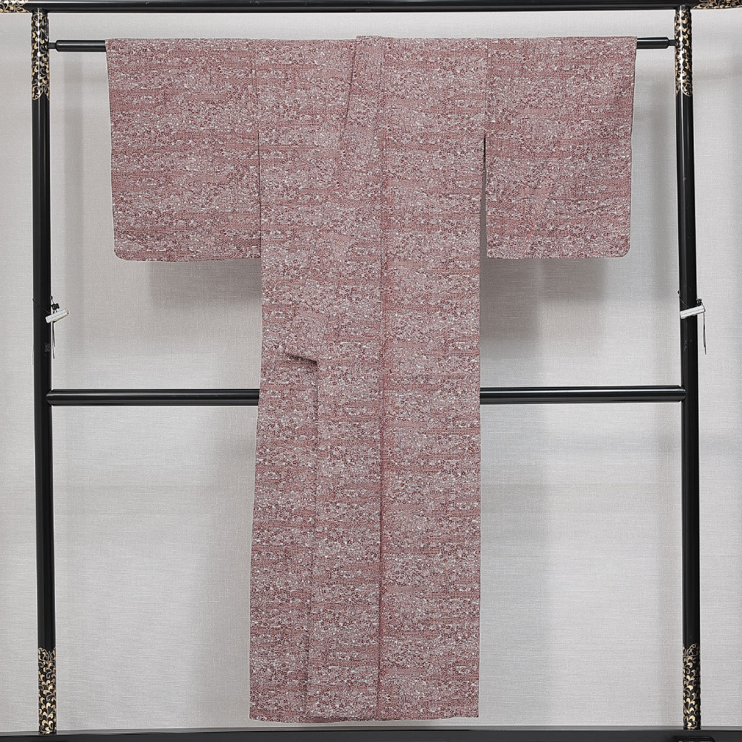 洗える着物 ウールの紬 単衣 身丈143cm 裄丈62cm ウール Aランク カジュアル バチ衿 XSサイズ 居敷当て 肩当て 植物柄 紫系 HP 1223-14784