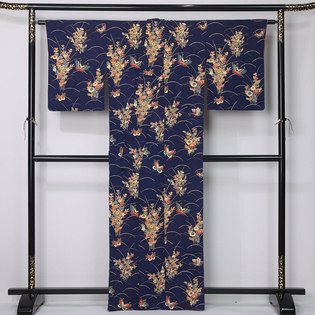 小紋 袷 身丈162cm 裄丈65cm 正絹 Aランク インフォーマル バチ衿 Lサイズ 蝶 芝草 花柄 紺系 HP 1221-12376