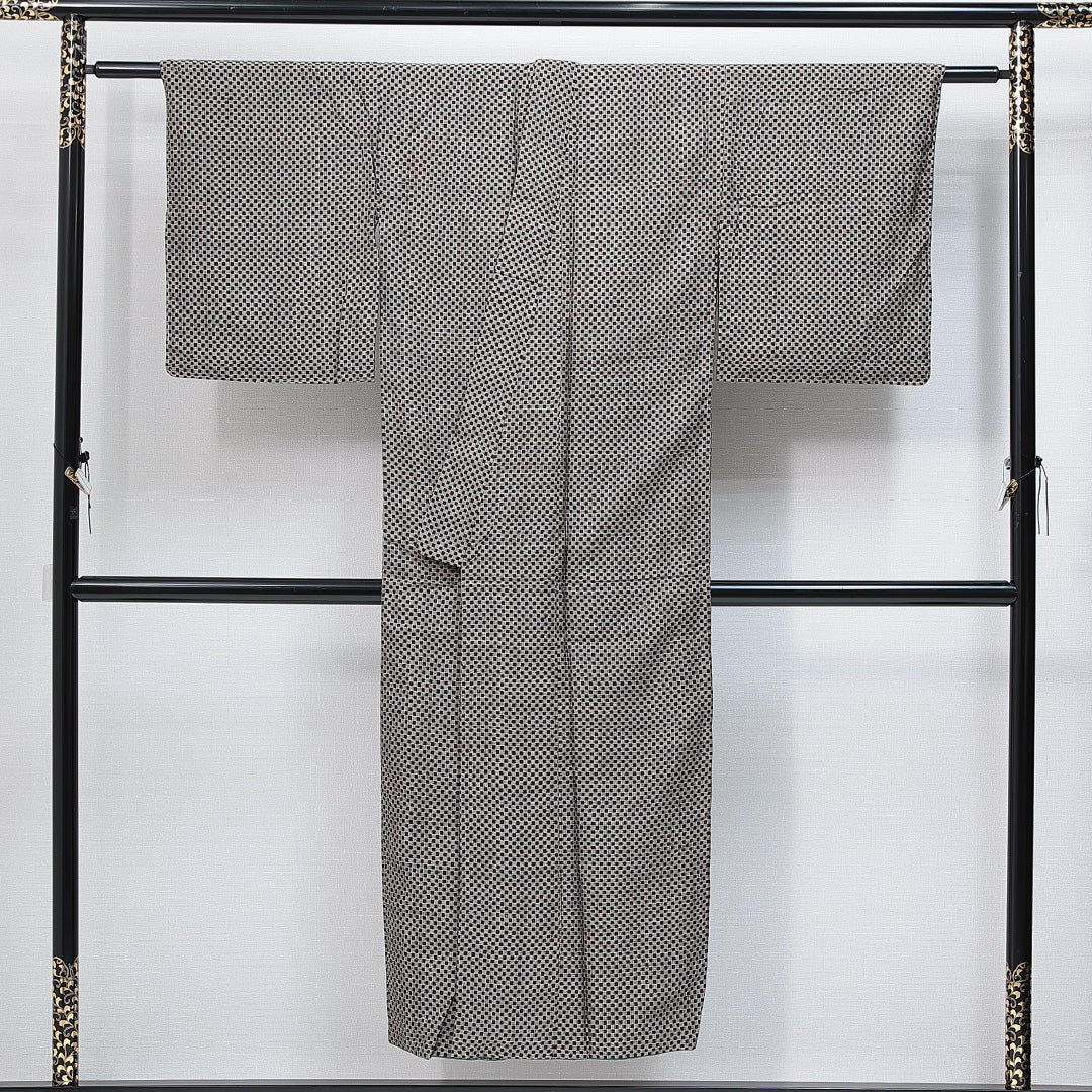 紬 袷 身丈143cm 裄丈62cm 正絹 Aランク XSサイズ バチ衿 カジュアル 市松 茶系 1216-14854