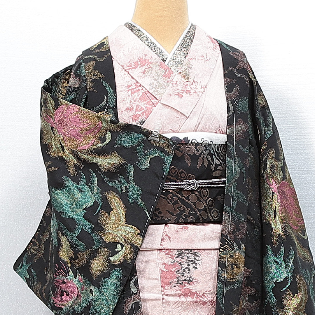 新古品 羽織（お召） 袷 身丈83cm 裄丈63cm 正絹 Nランク Sサイズ 一つ紋（蔦） セミフォーマル 花柄 漆糸 しつけ糸 黒系 多色系 1217-14848