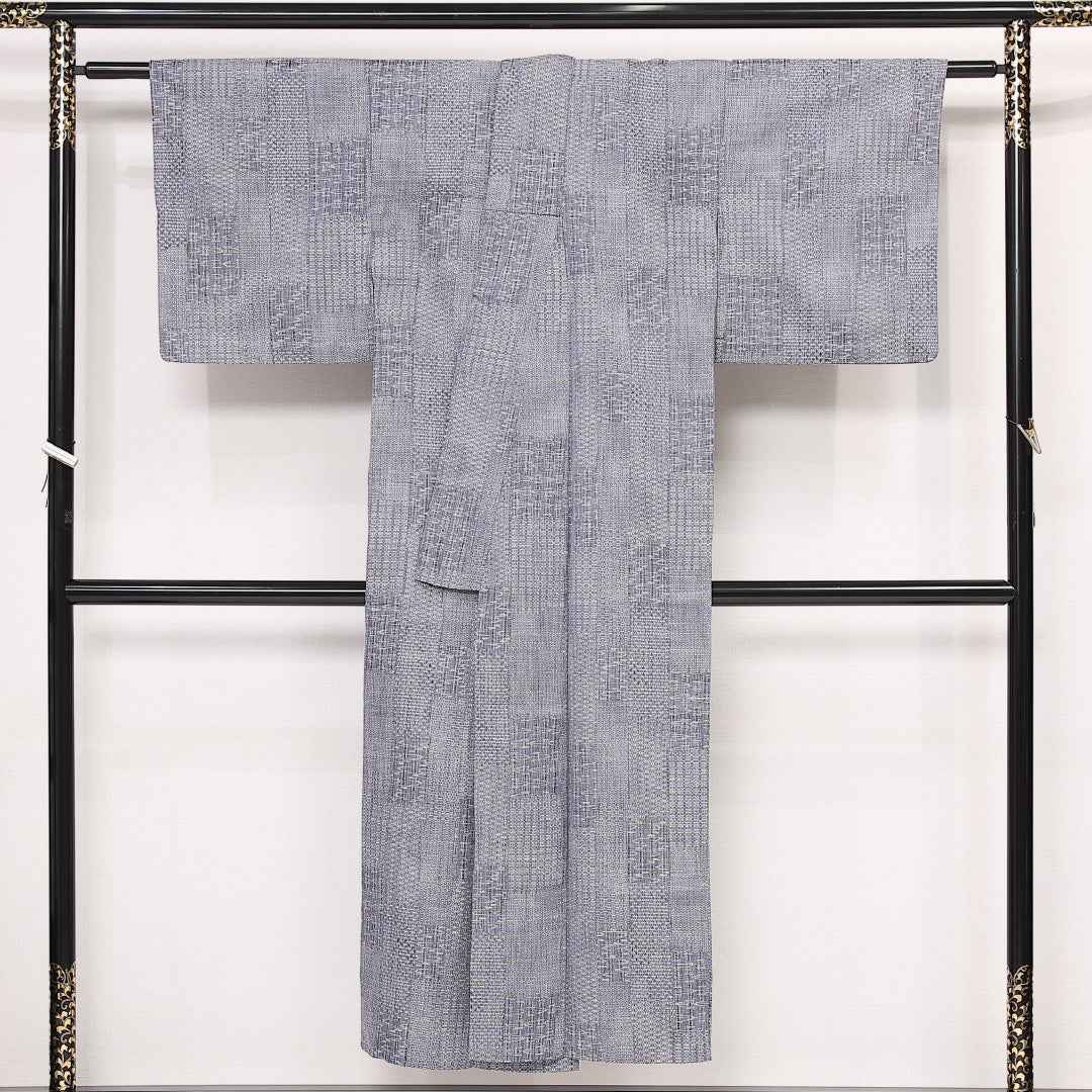 紬 単衣 身丈146cm 裄丈63cm 正絹 Cランク カジュアル 広衿 XSサイズ 居敷当て 亀甲 グレー系 HP 1223-13298