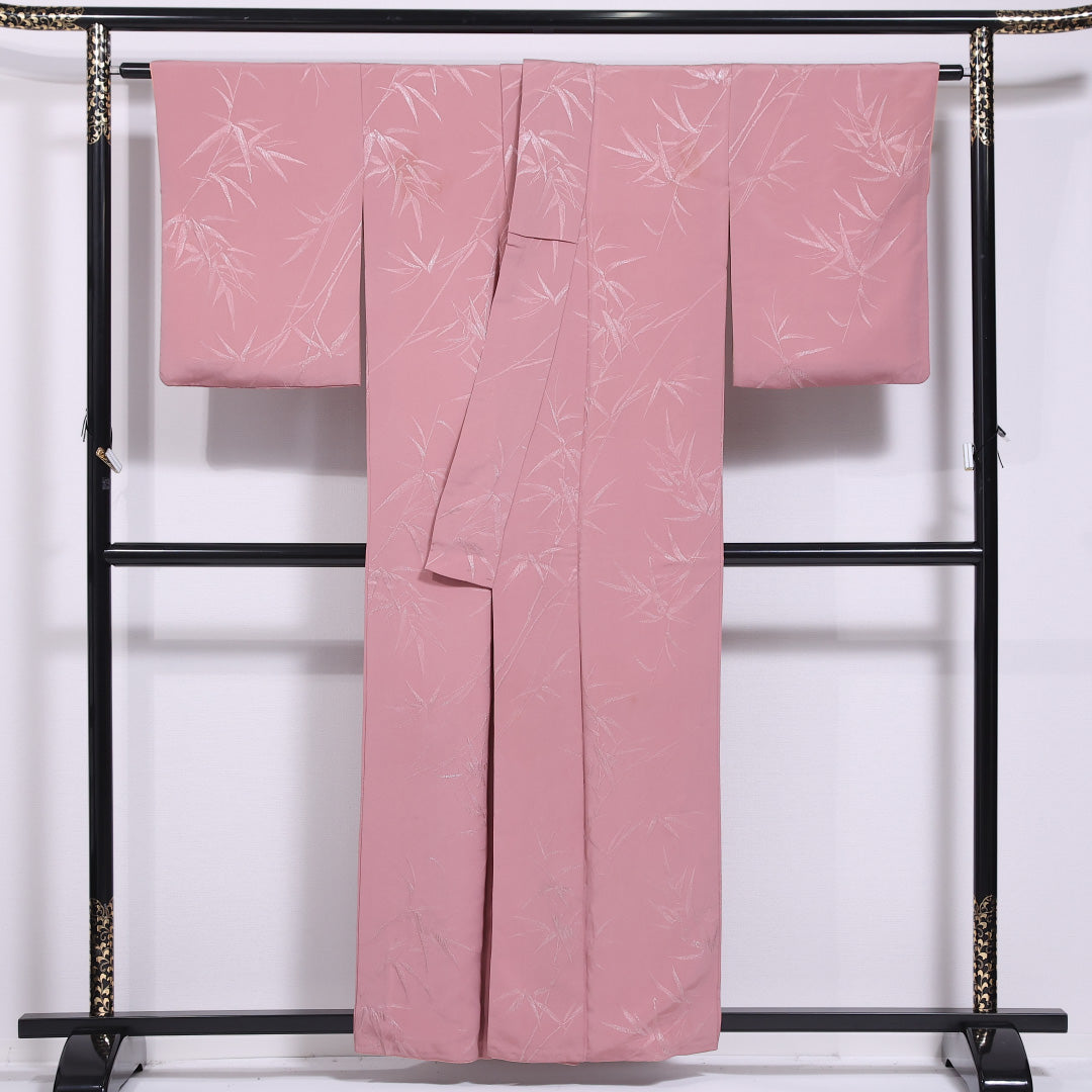 色無地 袷 身丈158cm 裄丈63cm 正絹 Bランク 一つ紋 セミフォーマル 広衿 Mサイズ 笹 ピンク系 HP 1219-11542