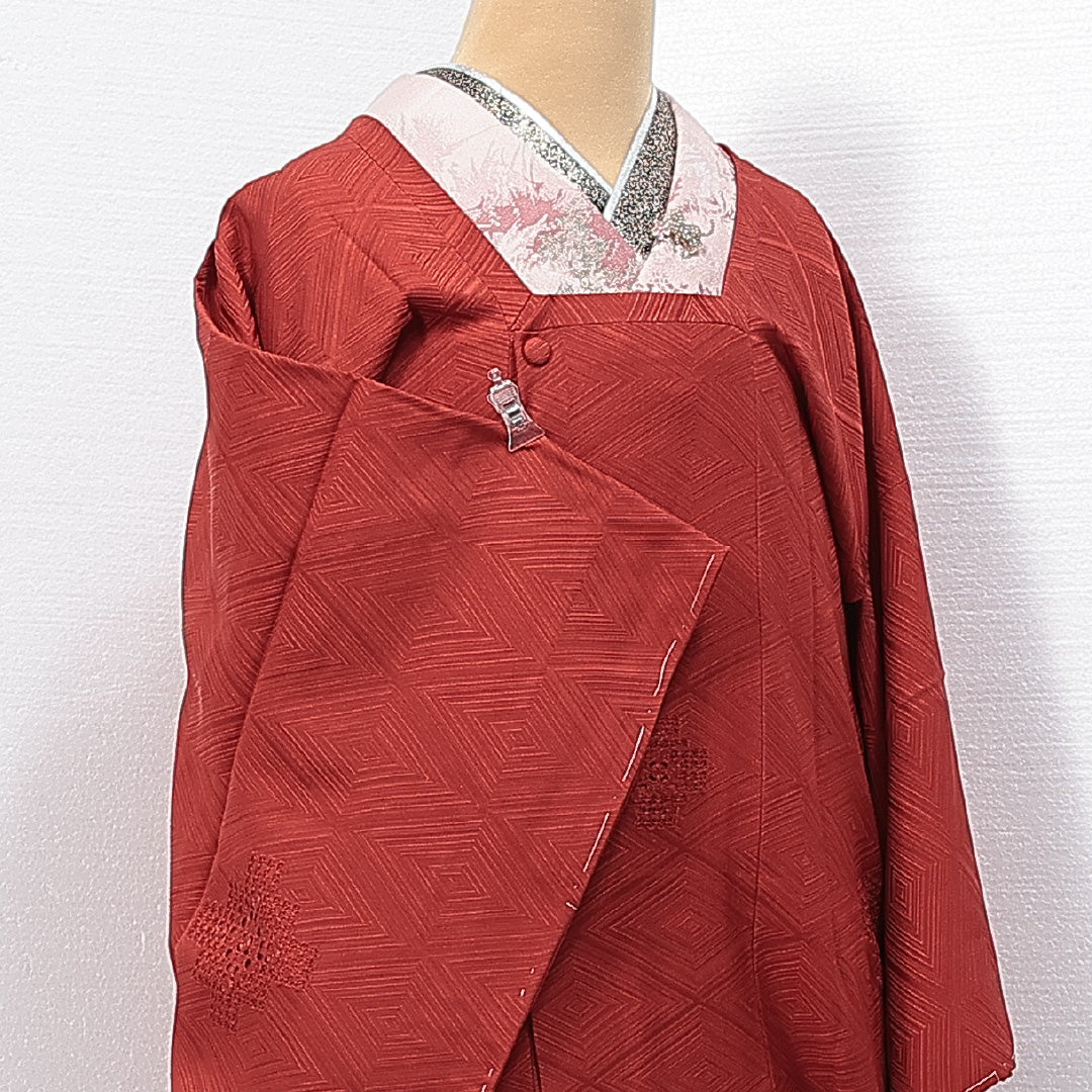 未使用品 道行コート 袷 身丈84cm 裄丈62cm 正絹 Nランク カジュアル Sサイズ 織り出し 汕頭刺繍 ポケットあり しつけ糸 幾何学柄 赤系 RP 1237-14715