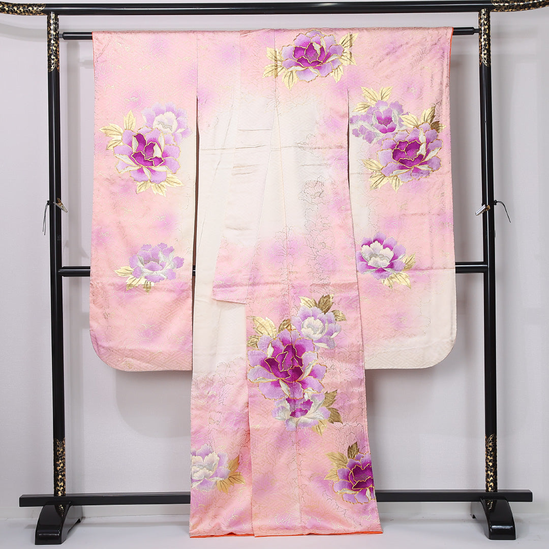 振袖 身丈167cm 裄丈67cm Sランク 正絹 袷 広衿 XL 刺繍 金駒刺繍 牡丹 フォーマル 古典的 重厚感 ピンク系 1213-F0459