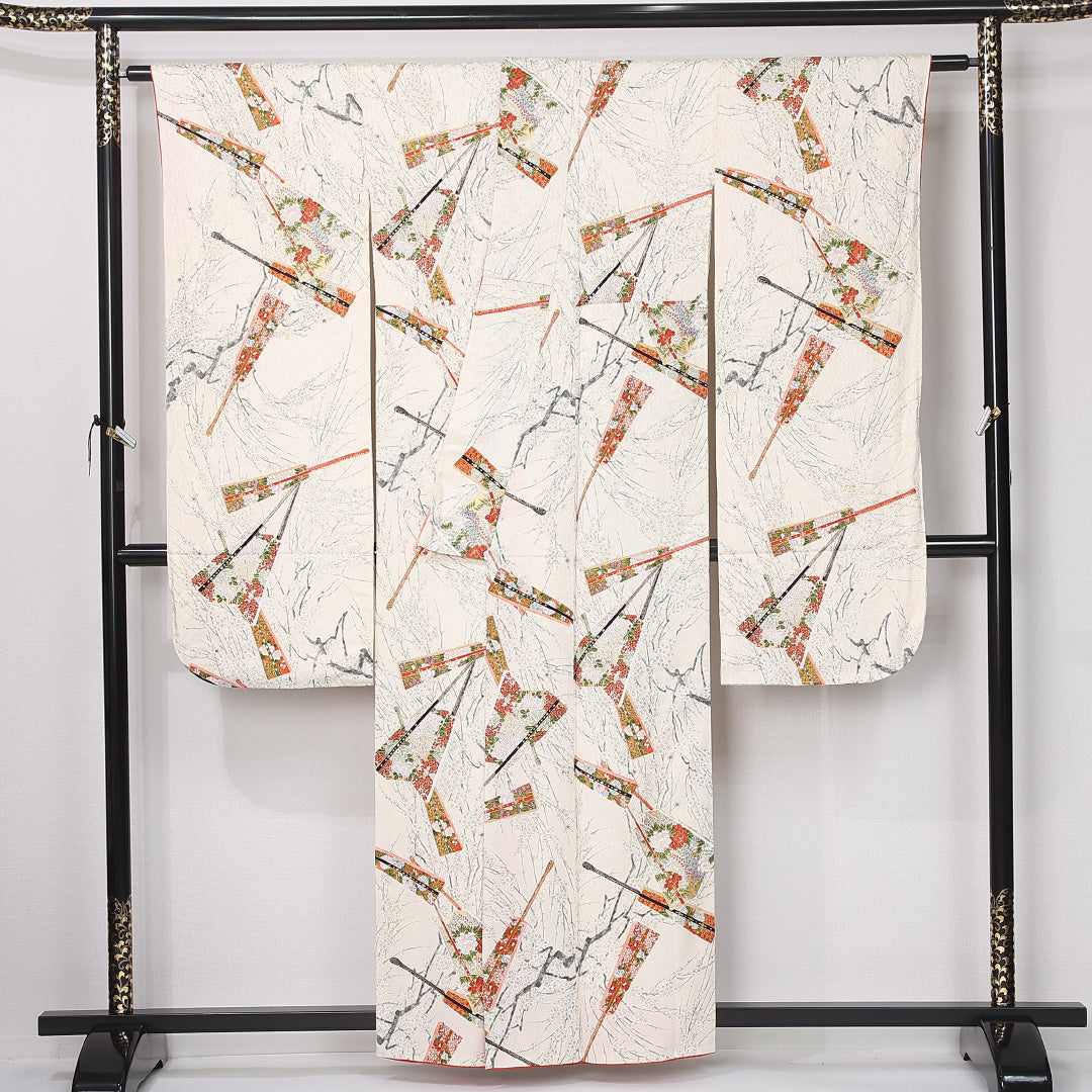 振袖 身丈158cm 裄丈64.5cm Sランク 袷 正絹 S 広衿 エレガント 吉祥文様 扇 古典柄 菊 梅 花柄 クリーム系 1213-F0442