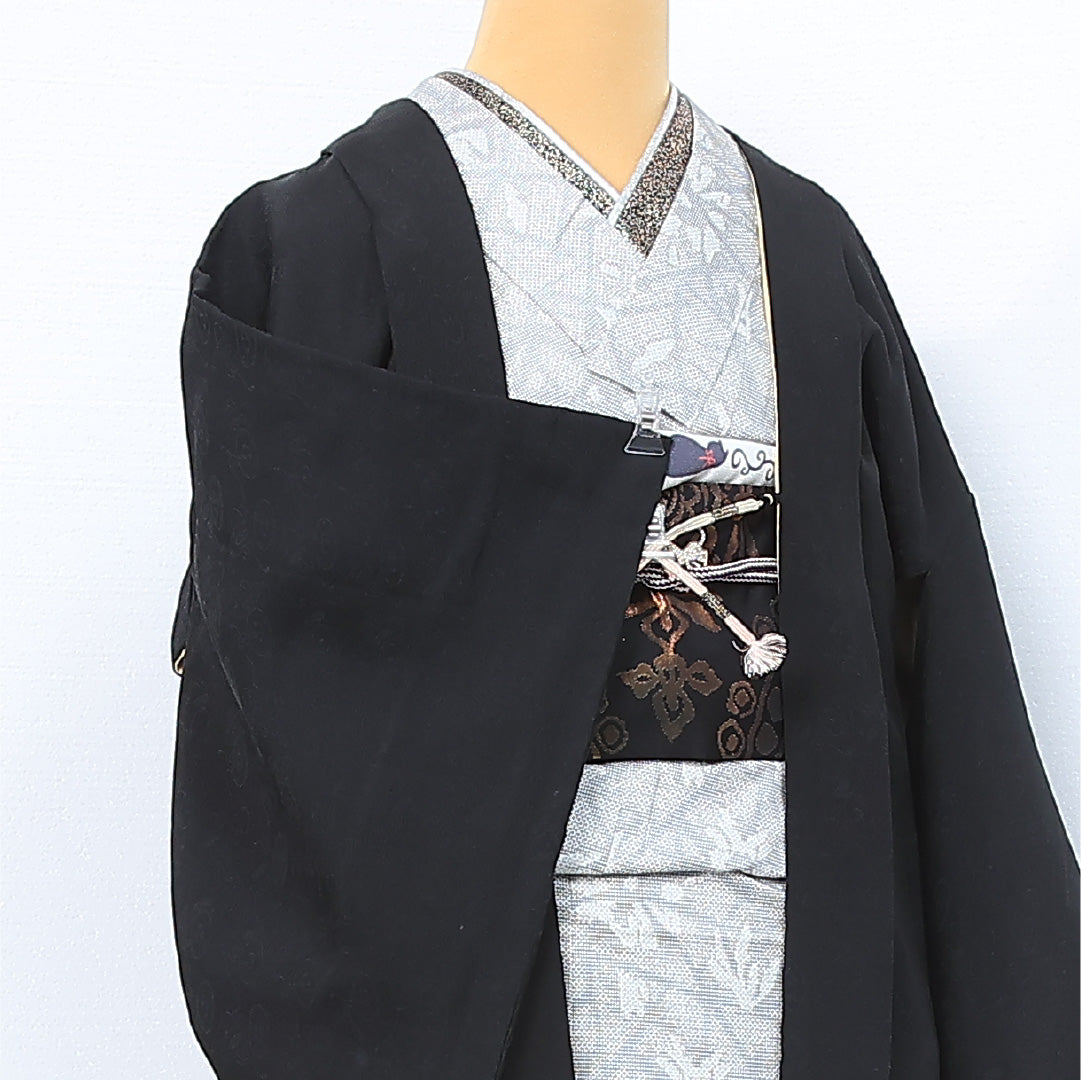 黒羽織 袷 身丈83cm 裄丈64cm 正絹 Bランク 一つ紋 (五三桐) セミフォーマル Mサイズ 紐あり 無地 黒系 RP 1233-12107