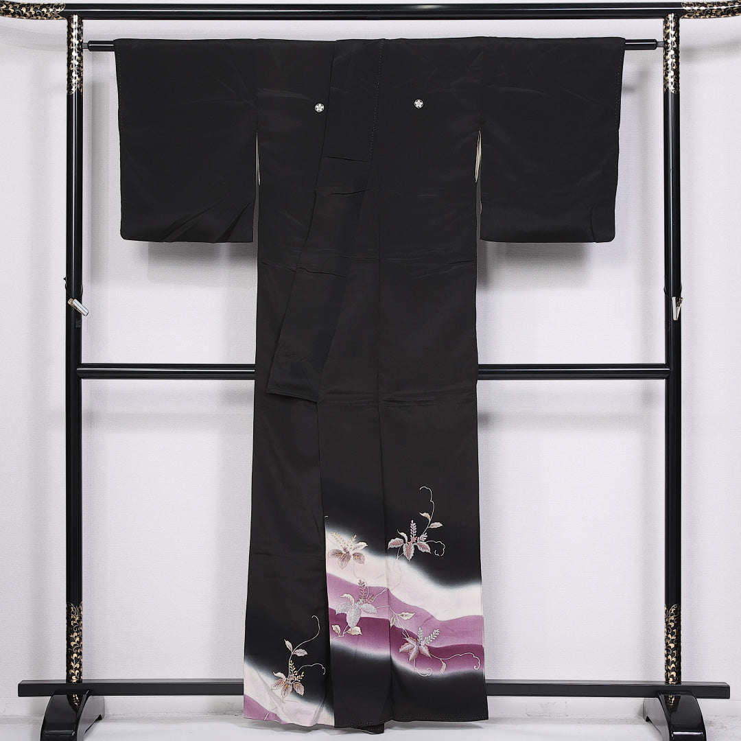 黒留袖 五つ紋 丸に梅鉢 身丈159cm 裄丈64cm Cランク 正絹 袷 広衿 M 刺繍 桐 フォーマル 黒系 1211-F0317