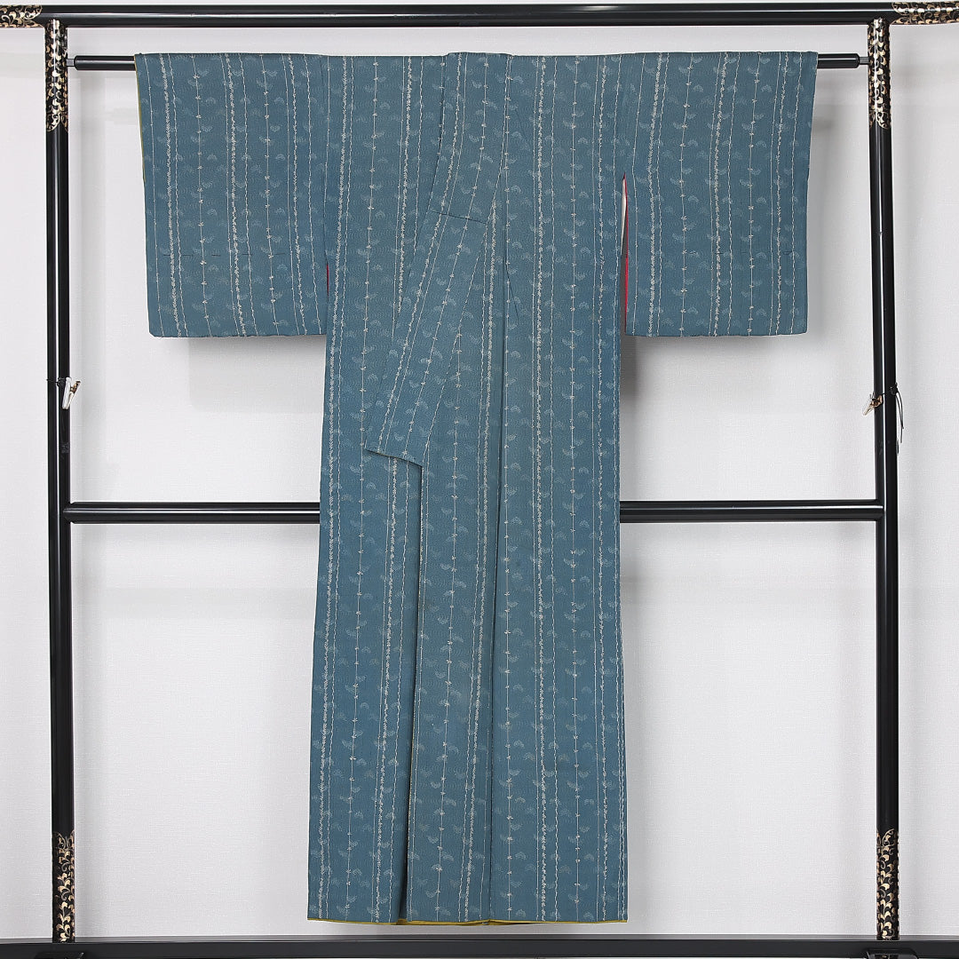 アンティーク 小紋 袷 身丈146cm 裄丈62cm 正絹 Aランク 広衿 XSサイズ 紗綾型 松 水色系 M4 1221-12487