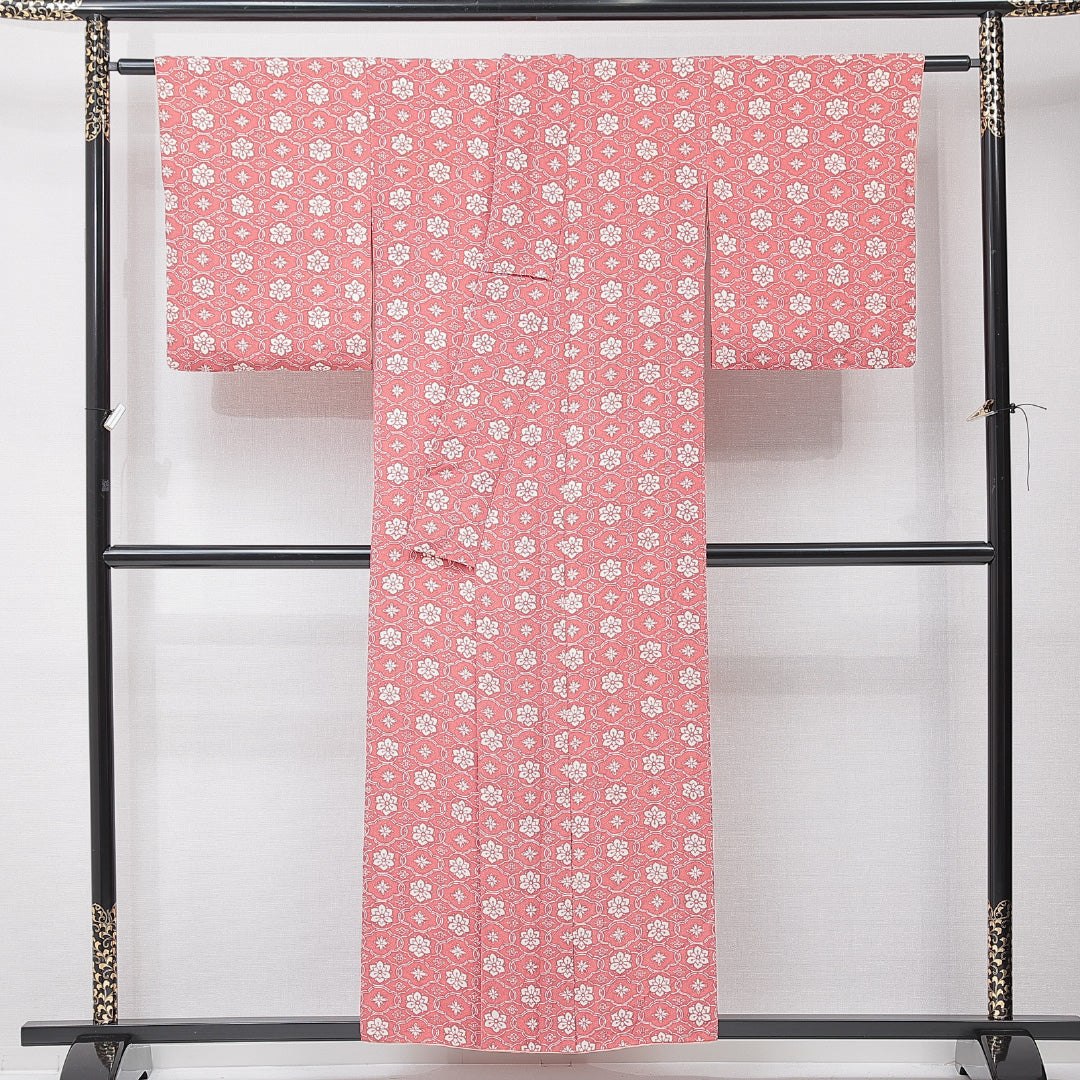 小紋 袷 身丈158cm 裄丈62cm 正絹 Cランク インフォーマル 広衿 Mサイズ 花菱 木瓜 赤系 HP 1221-15241