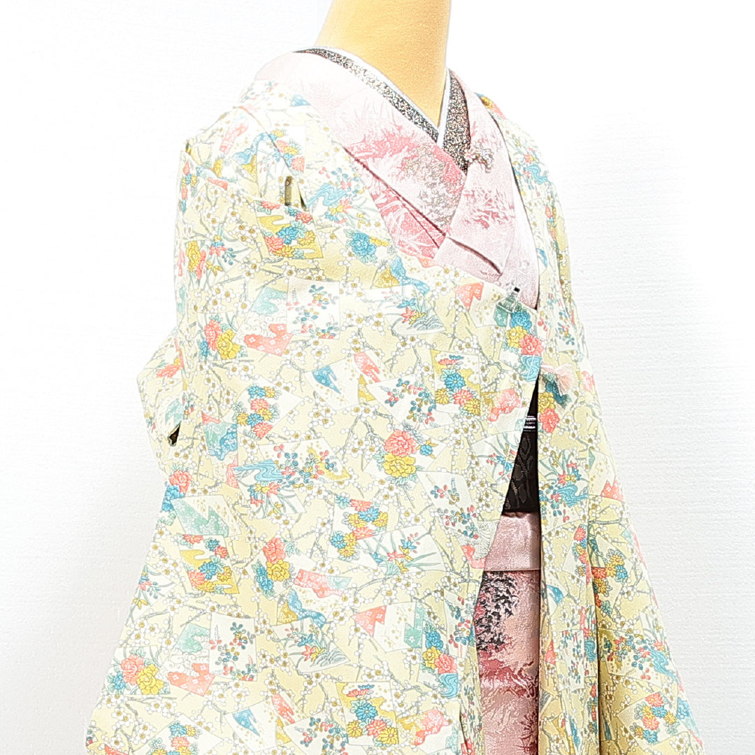 未使用品 羽織 袷 身丈82cm 裄丈62cm 正絹 Nランク カジュアル Sサイズ 紐あり しつけ糸 色紙 梅 クリーム系 RP 1232-14738