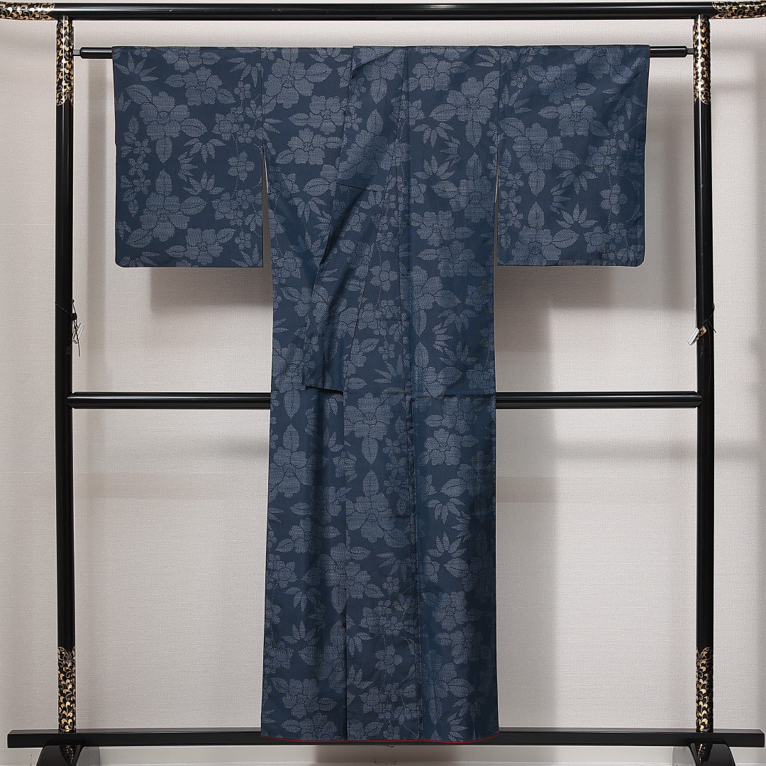 紬 袷 身丈151cm 裄丈62cm 正絹 Aランク カジュアル 広衿 Sサイズ 椿 紺系 RP 1223-14936