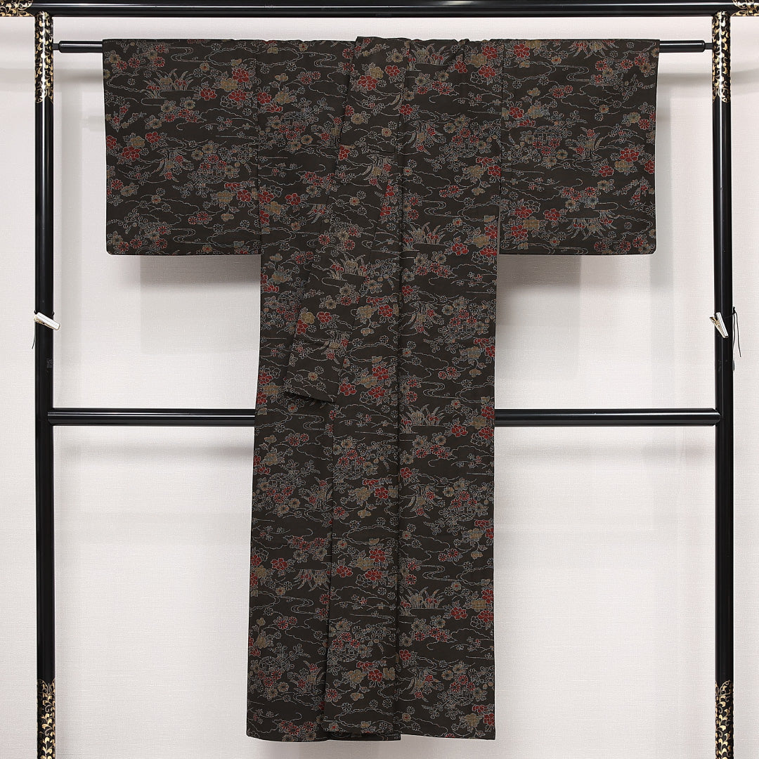 洗える着物 ウールの紬 単衣 身丈141cm 裄丈63cm ウール Aランク カジュアル 広衿 XSサイズ 居敷当て 菊 牡丹 茶系 HP 1223-13296