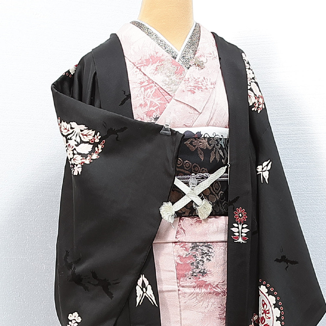アンティーク 黒羽織 袷 身丈92cm 裄丈62cm 正絹 Aランク 一つ紋 (唐花) Sサイズ 織り出し 絵羽羽織 紐あり 鶴 唐華丸文 黒系 M4 1233-14757