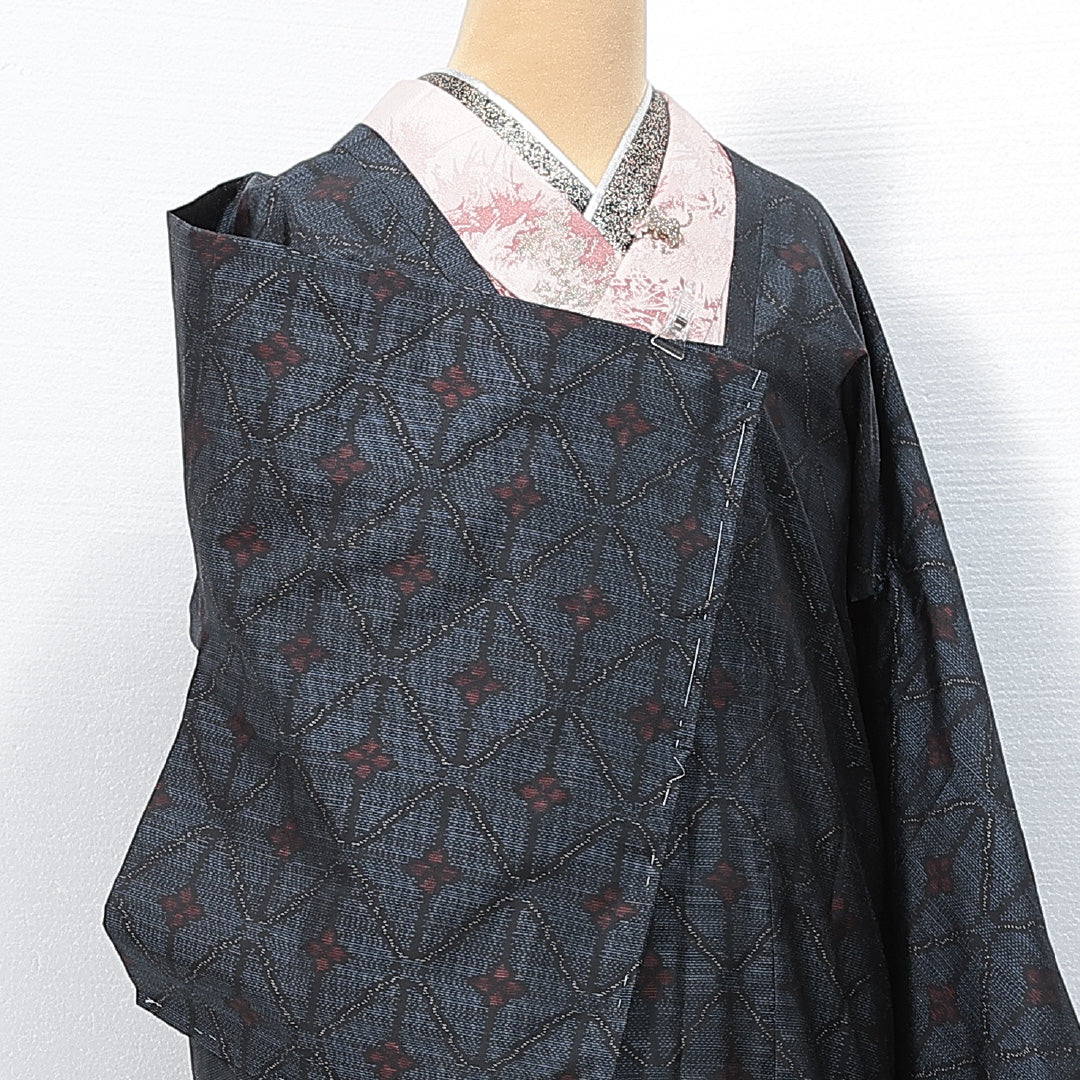 道行コート (村山大島紬) 袷 身丈88cm 裄丈65cm 正絹 Sランク セミフォーマル Mサイズ 緯総絣 ポケットあり 花菱 網目 紺系 RP 1237-14682