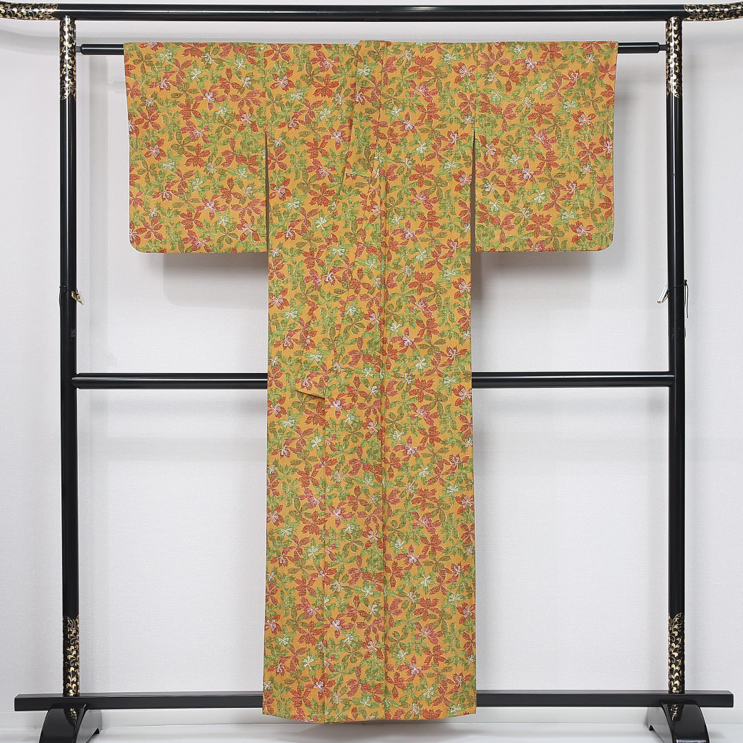 紬 単衣 身丈155cm 裄丈62cm 正絹 Bランク カジュアル バチ衿 Mサイズ 染め紬 肩当て 花柄 黄系 RP 1223-12031