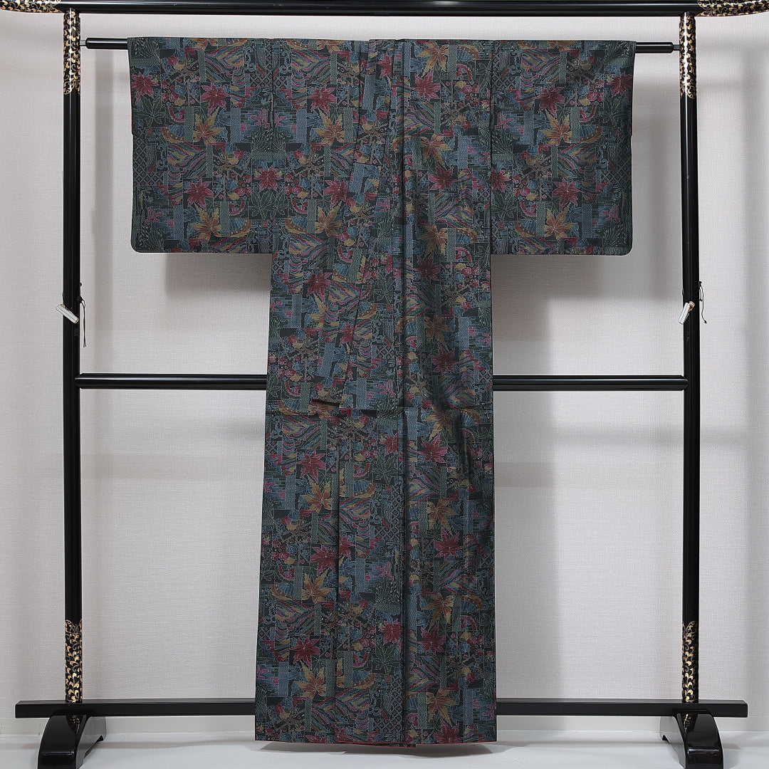 紬 洗える着物 袷 身丈159cm 裄丈62cm ポリエステル Sランク Mサイズ バチ衿 カジュアル 紅葉 多色系 1216-15000