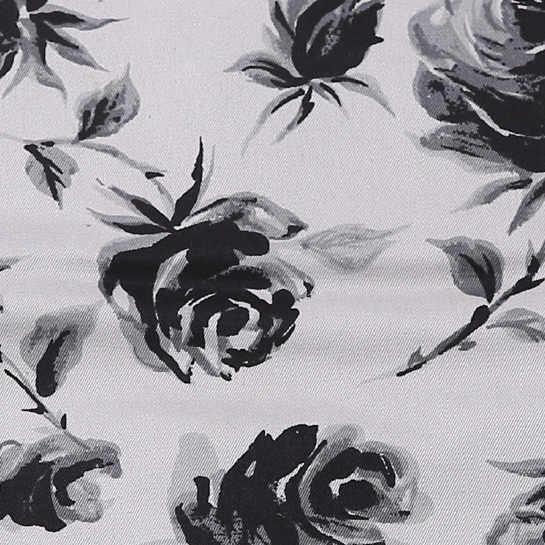 九寸 名古屋帯 帯丈333cm 名古屋仕立て 全通 Cランク カジュアル 正絹 薔薇 写実的 モダン グレー系 1224-02778