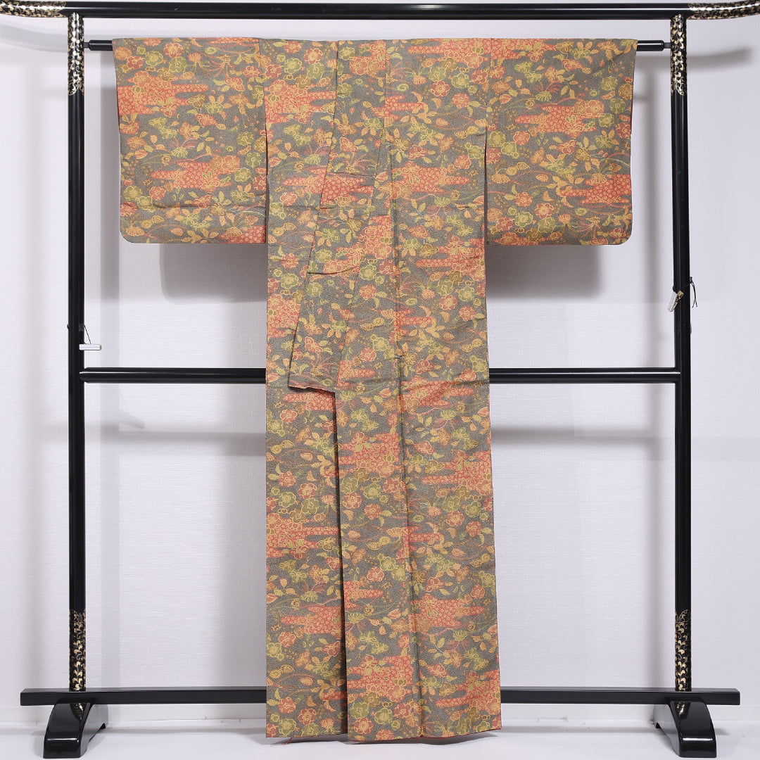 小紋 袷 身丈160cm 裄丈65cm 正絹 Sランク 紋意匠 (鮫) インフォーマル 広衿 Lサイズ 四季草花 紺系 RP 1221-11702