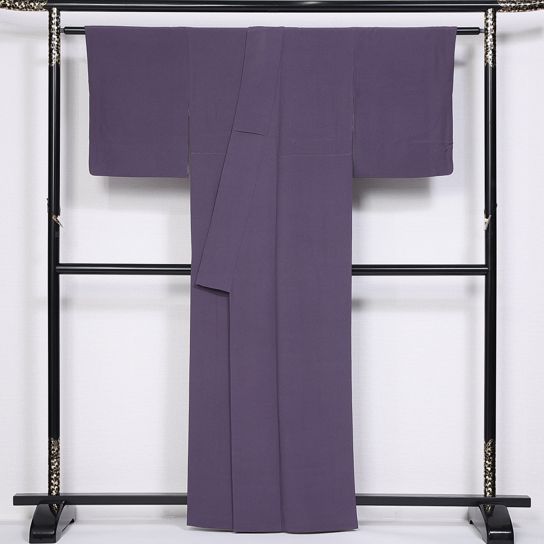 色無地 身丈161cm 裄丈64cm Aランク 袷 三つ紋 正絹 広衿 五三桐 1214-10177