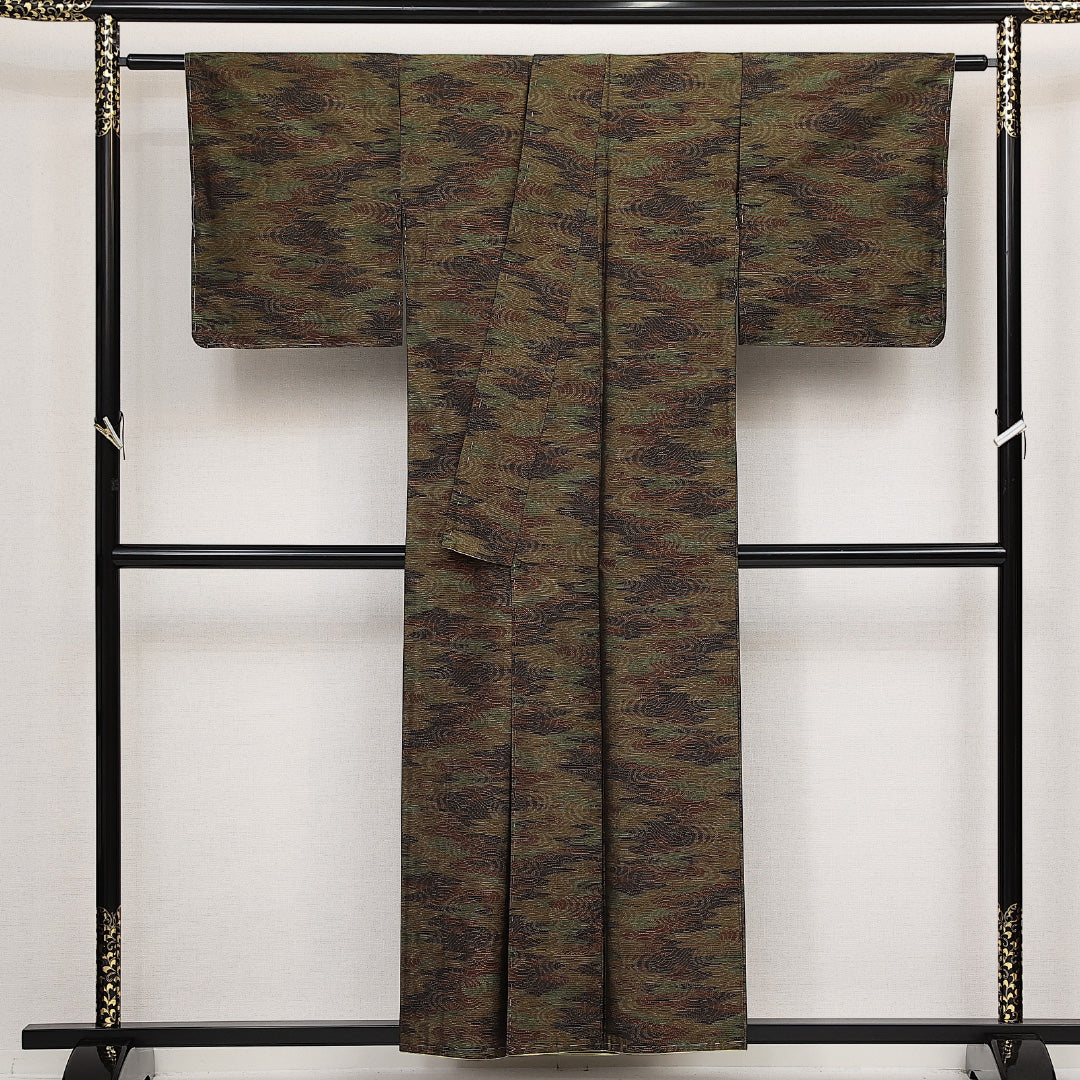 大島紬 袷 身丈154cm 裄丈63cm 正絹 Sランク インフォーマル 広衿 Sサイズ 緯総絣 風景柄 茶系 RP 1223-14070