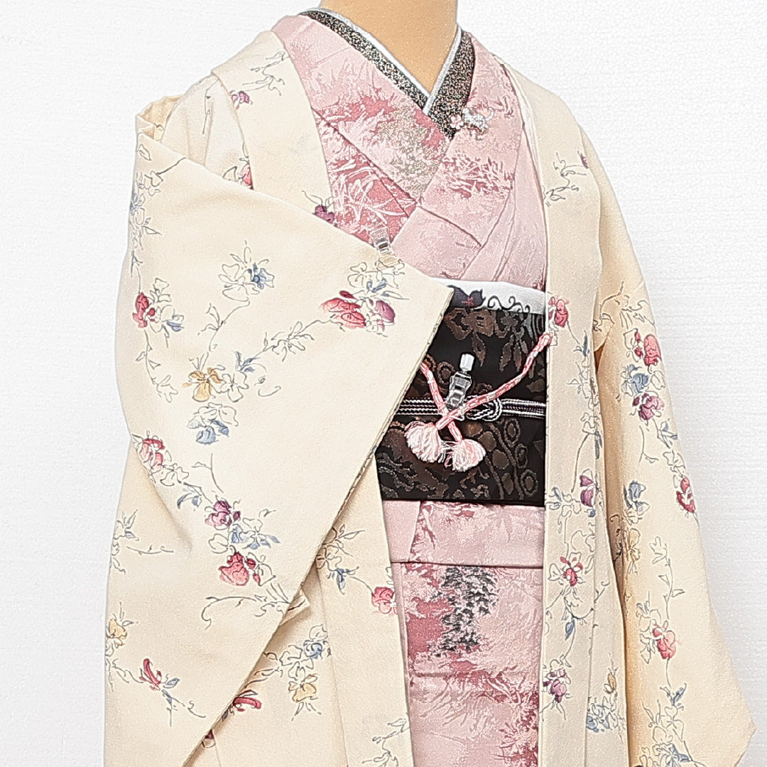 羽織 袷 身丈80cm 裄丈63cm 正絹 Sランク カジュアル Sサイズ 紐あり 花柄 クリーム系 RP 1232-13817
