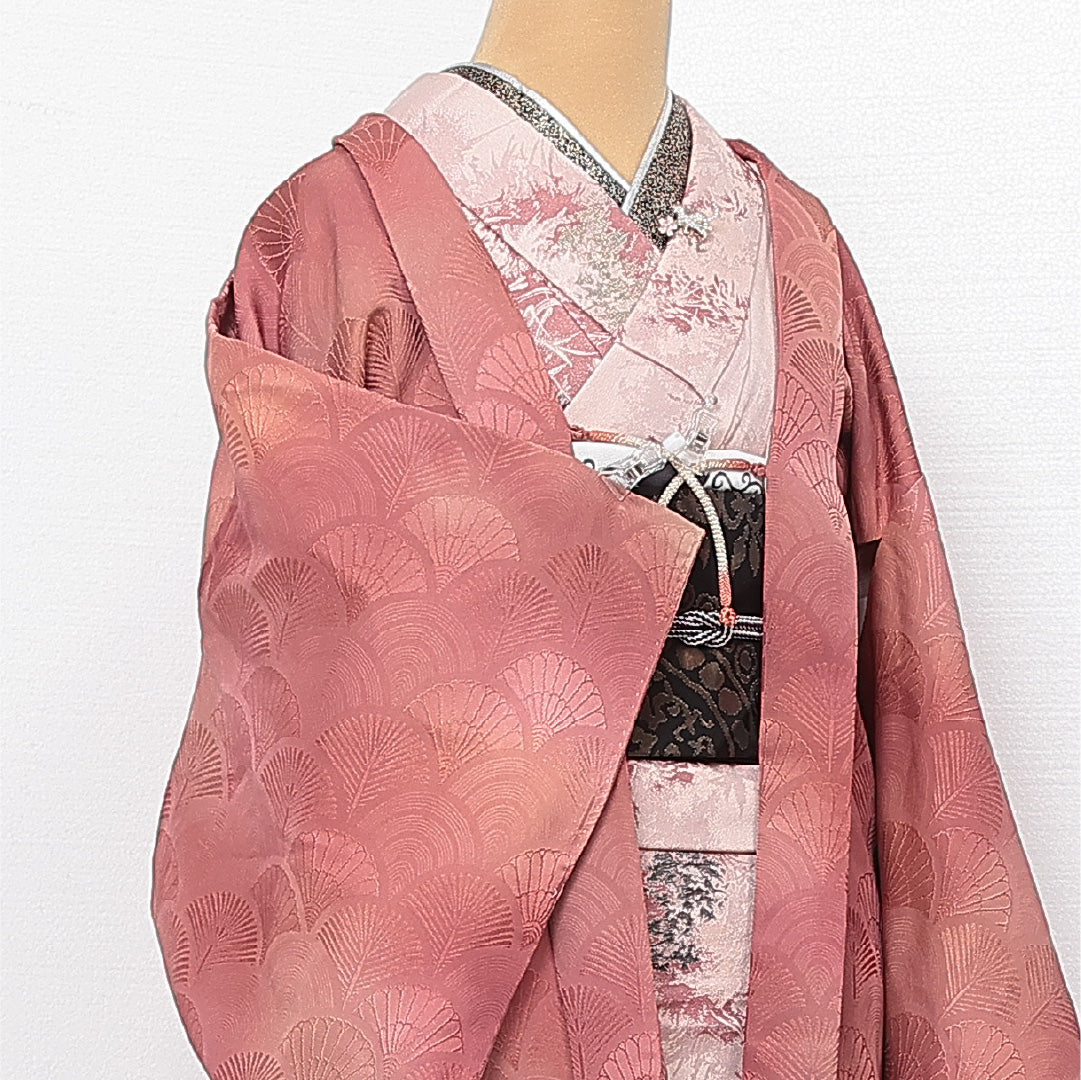 羽織 袷 身丈77cm 裄丈62cm 正絹 Sランク 紋意匠 (青海波) カジュアル Sサイズ ぼかし染 紐あり ピンク系 RP 1232-13746