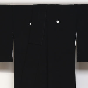 リサイクル着物】 黒留袖 袷 身丈163cm 裄67cm Sランク 五つ紋 正絹 広