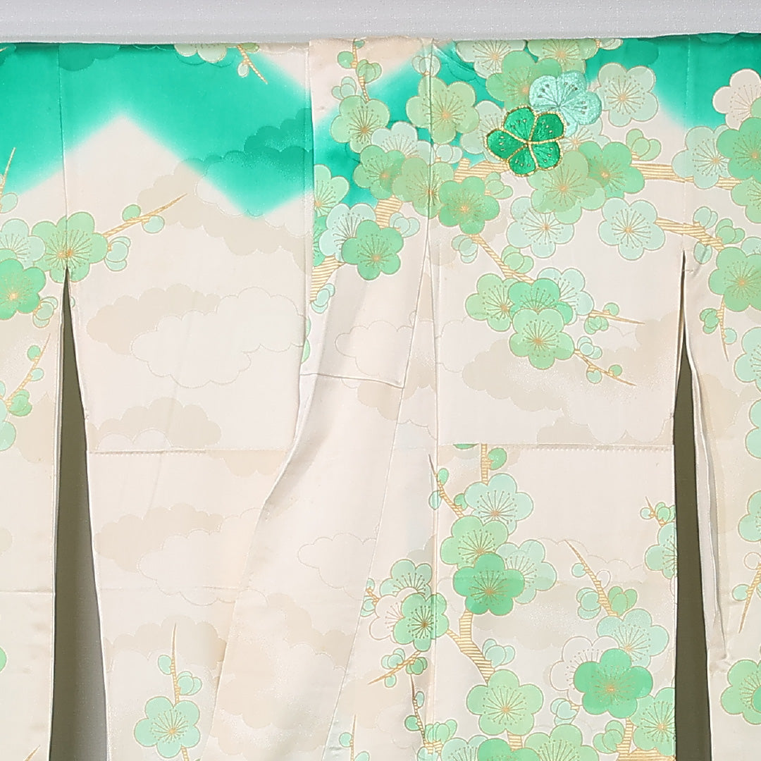 振袖 身丈149cm 裄丈65cm Cランク 正絹 袷 広衿 XS 金駒刺繍 梅 フォーマル 独創的 爽やか クリーム系 緑系 1213-F0464
