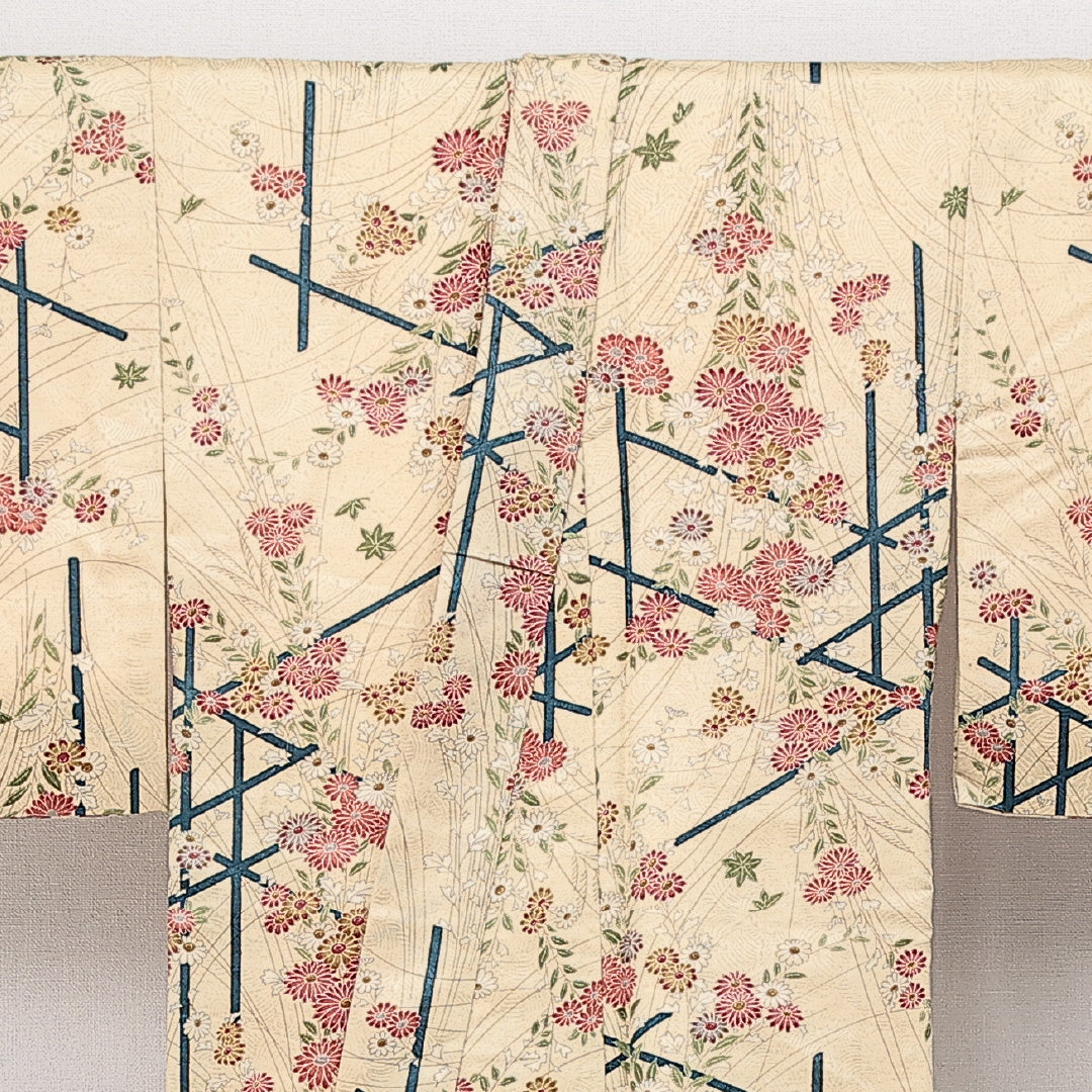 小紋 洗える着物 袷 身丈151cm 裄丈62cm ポリエステル Bランク Sサイズ バチ衿 インフォーマル 菊 ベージュ系 1215-14600