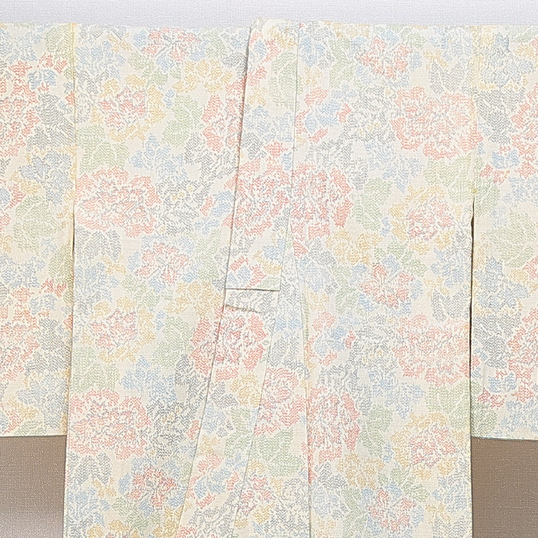 紬 単衣 身丈153cm 裄丈60cm 正絹 Cランク Sサイズ バチ衿 カジュアル 牡丹 クリーム系 多色系 1216-14858