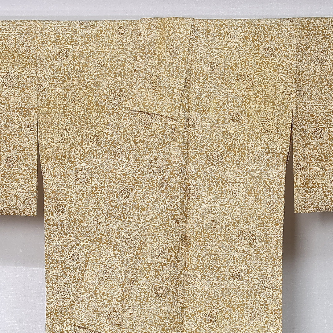 小紋 身丈146cm 裄丈64cm Aランク XS 正絹 単衣 広衿 オリエンタル 宝相華 カジュアル 黄系 1215-12315