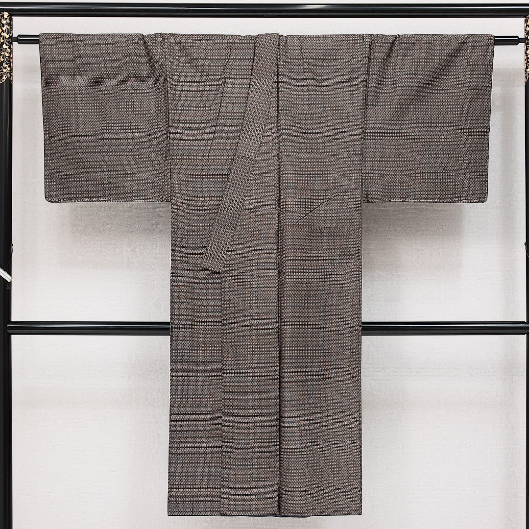 アンサンブル 男着物 (大島紬) 袷 身丈128cm 裄丈66cm 正絹 Aランク インフォーマル 棒衿 XSサイズ 泥染め 有馬 茶系 RP 1224-14534