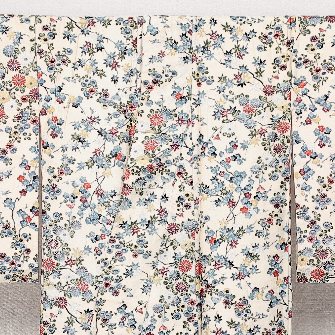 紬 袷 身丈146cm 裄丈63cm 正絹 Aランク カジュアル 広衿 XSサイズ 染め紬 菊 紅葉 クリーム系 RP 1223-14604
