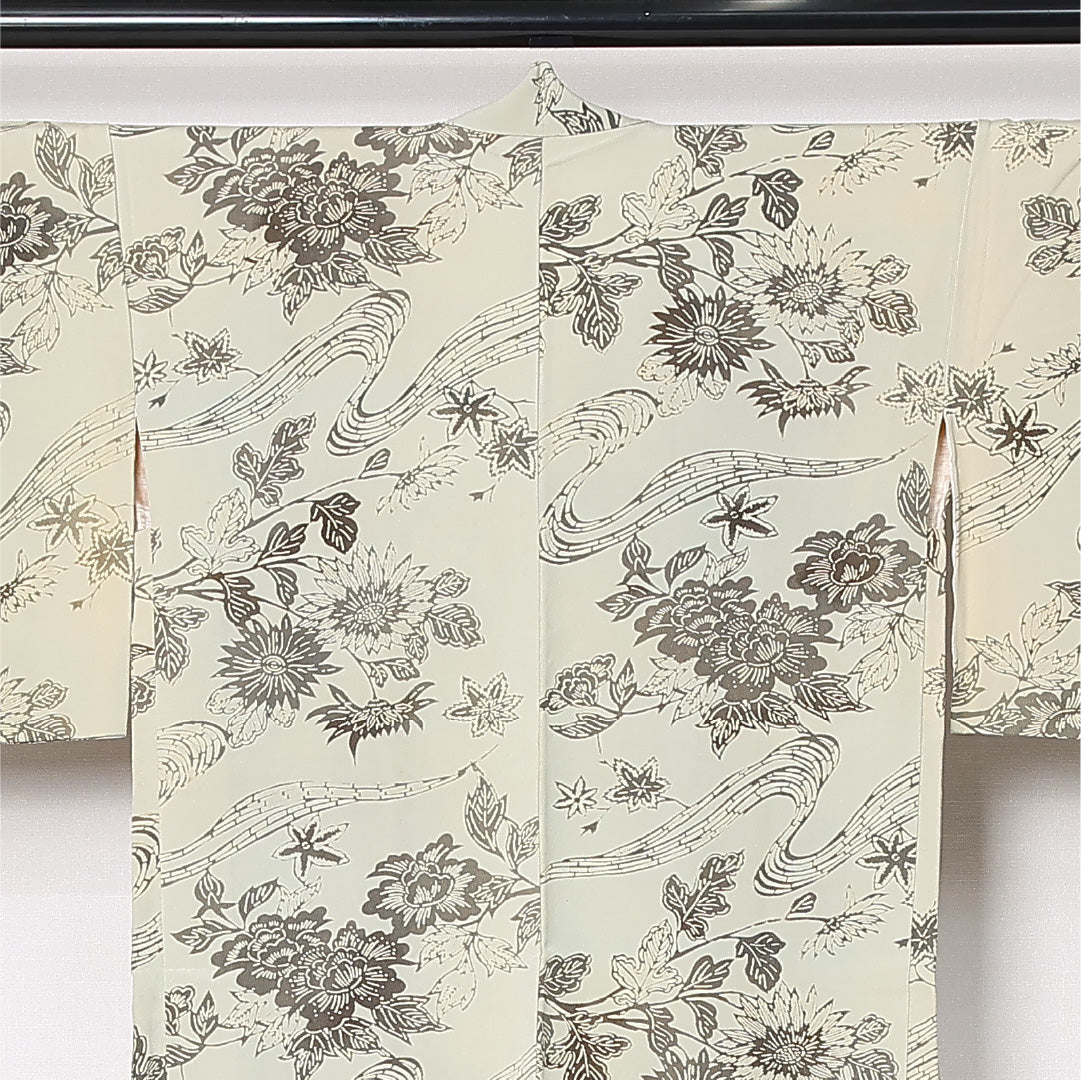 羽織 袷 身丈77cm 裄丈64cm 正絹 Cランク カジュアル Mサイズ 紐あり 菊 クリーム系 LP 1232-12919