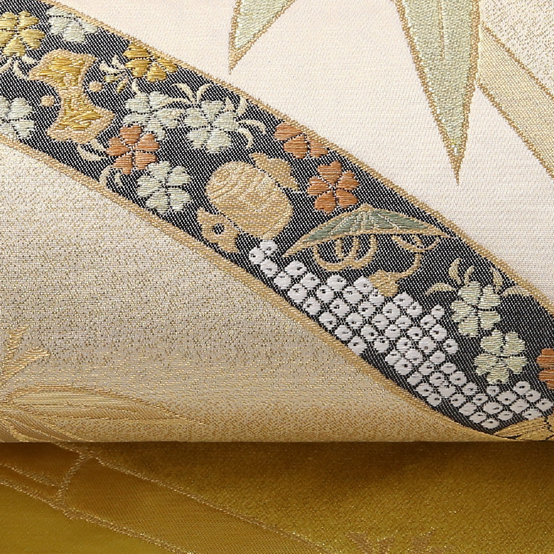 袋帯 帯丈424cm 正絹 全通 フォーマル 裂取り 吉祥文様 金系 黄系 1243-01675