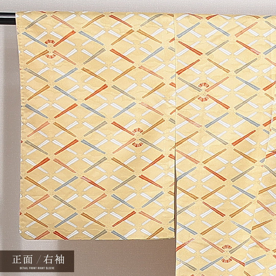小紋 洗える着物 袷 身丈153cm 裄丈62cm ポリエステル Sランク Sサイズ 広衿 インフォーマル 紋意匠 雲取り 扇 クリーム系 金系 1215-14981