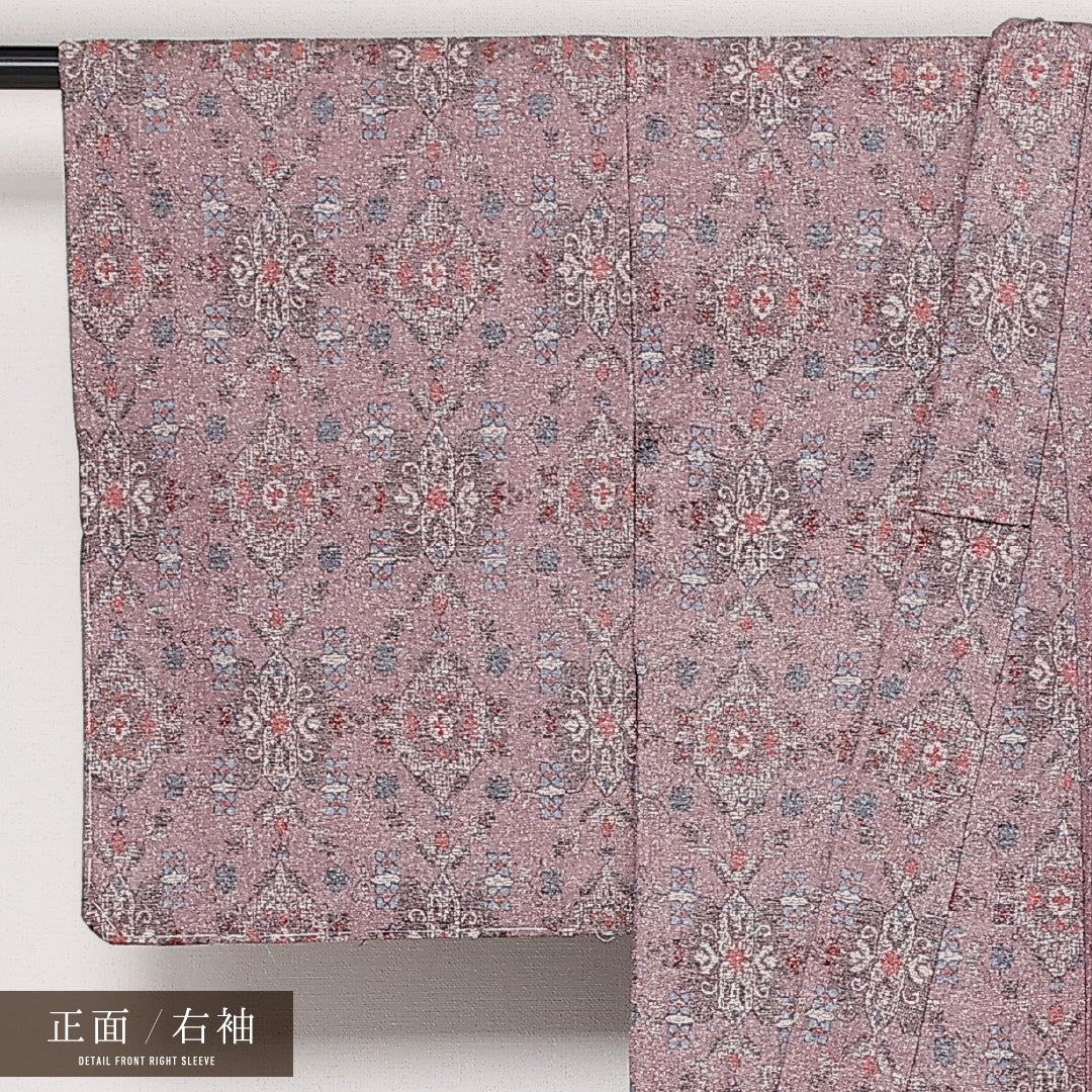 洗える着物 ウールの紬 単衣 身丈151cm 裄丈62cm ウール Sランク カジュアル バチ衿 Sサイズ アラベスク文様 ピンク系 RP 1223-13632