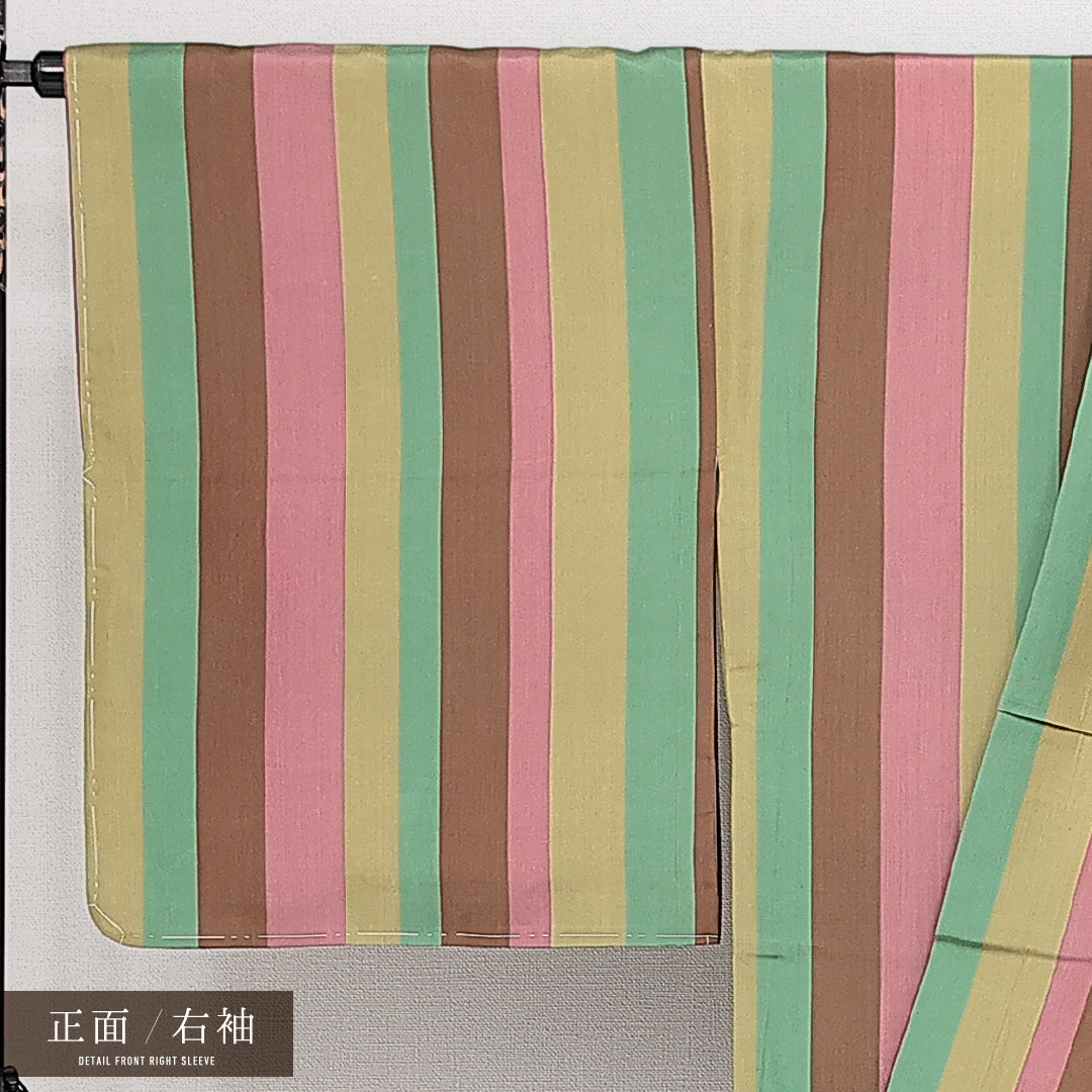 未使用品 紬 袷 身丈155cm 裄丈68cm 正絹 Sランク カジュアル 広衿 Mサイズ しつけ糸 創作柄 多色系 M4 1223-14261