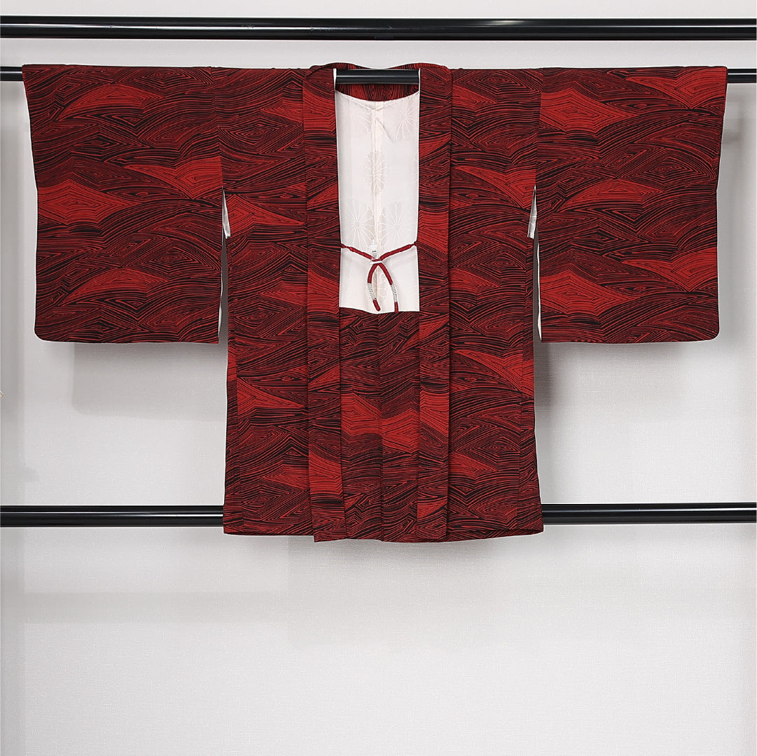 羽織 袷 身丈82cm 裄丈64cm 正絹 Sランク カジュアル Mサイズ 紐あり 創作柄 赤系 M4 1232-12616