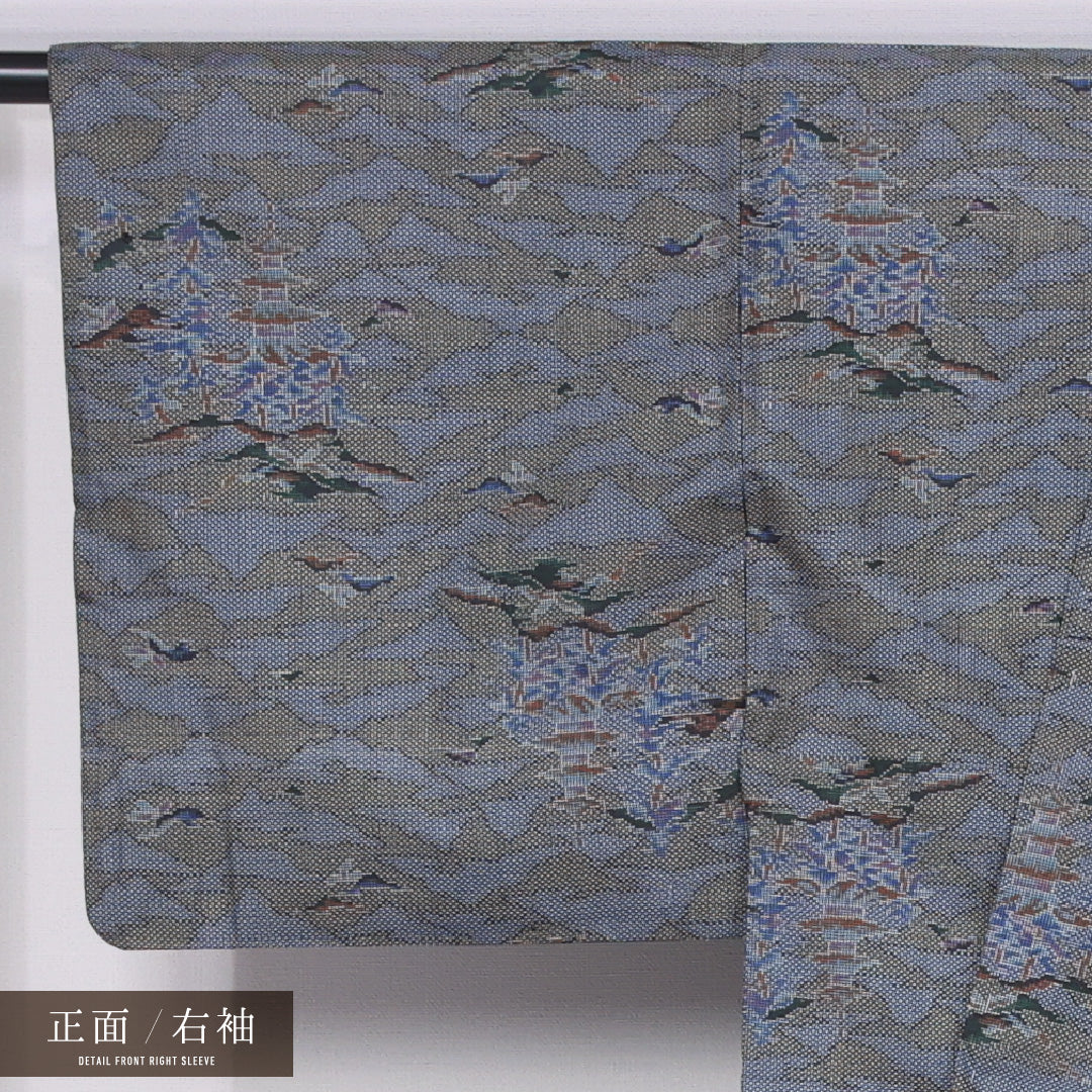 大島紬 袷 身丈143cm 裄丈62cm 正絹 Aランク インフォーマル 広衿 XSサイズ 経緯絣 寺院 グレー系 M4 1223-11533
