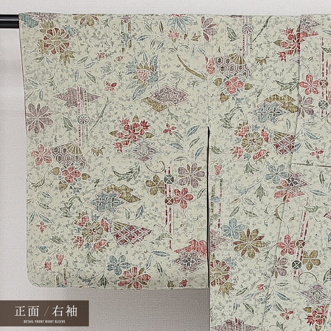 未使用品 小紋 袷 身丈159cm 裄丈64cm 正絹 Sランク インフォーマル 広衿 Mサイズ しつけ糸 吉祥文様 緑系 RP 1221-14301