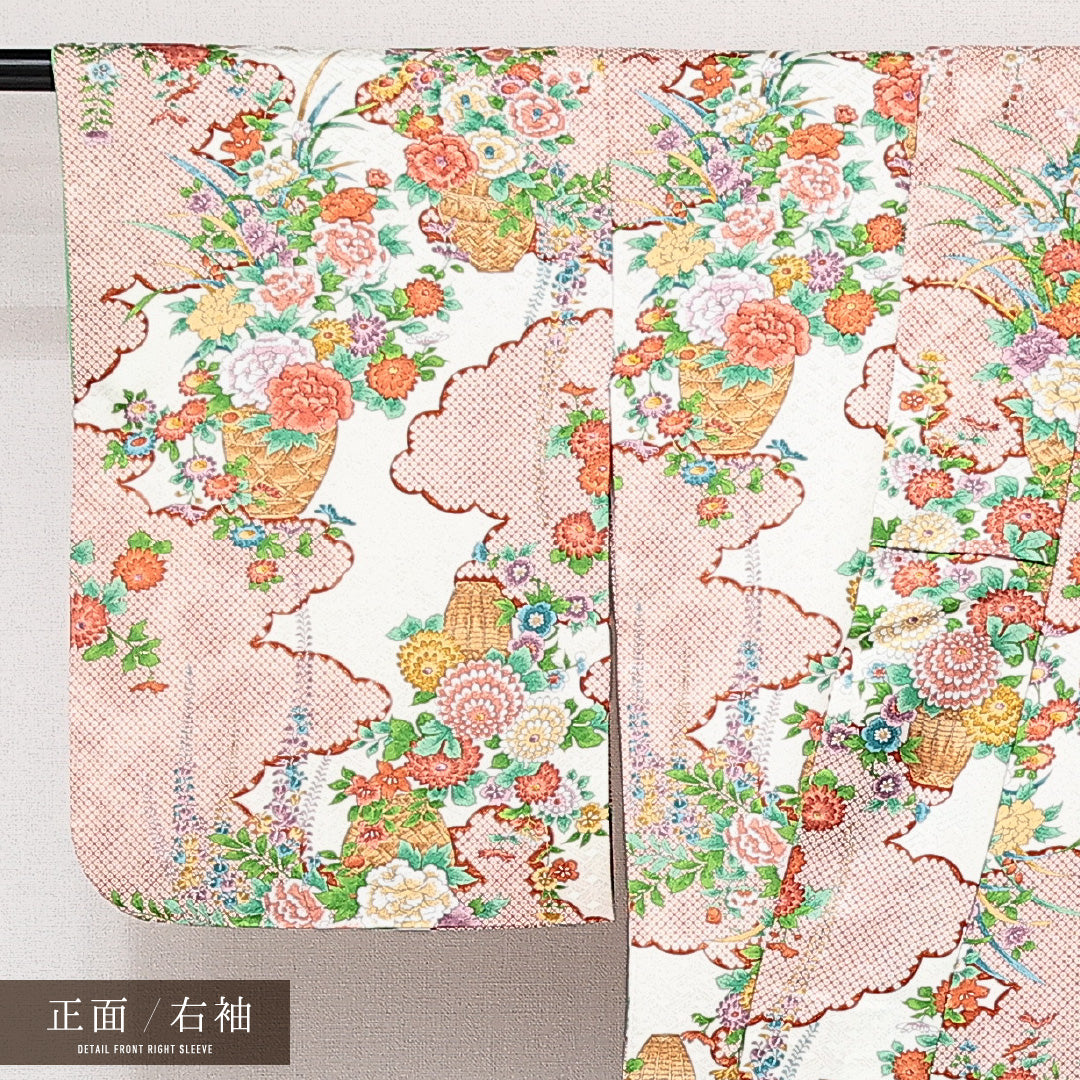 洗える着物 小紋 袷 身丈153cm 裄丈63cm ポリエステル Cランク インフォーマル 広衿 Sサイズ 雲取り 花籠 白系 HP 1221-14183